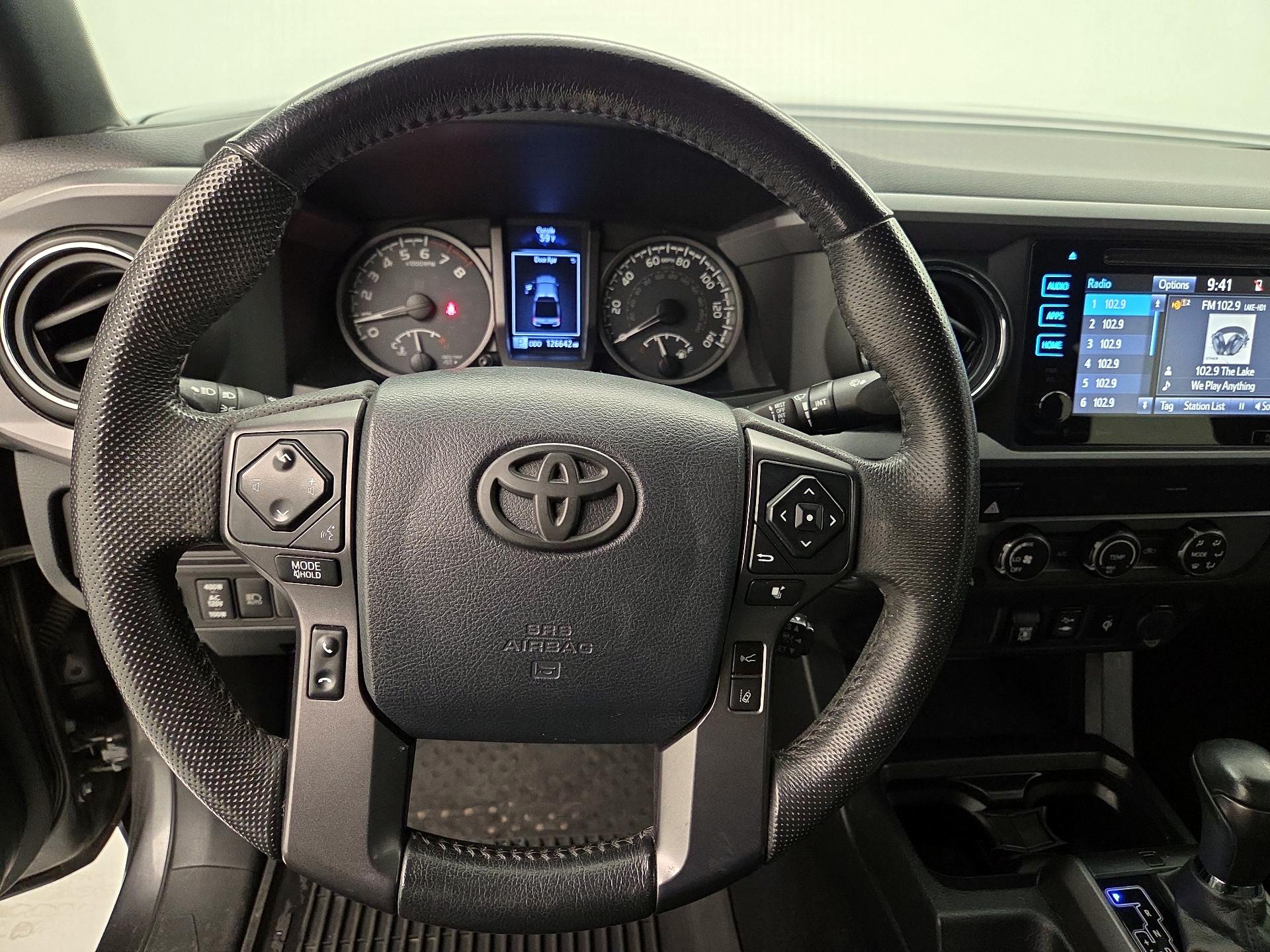 Thumbnail: 2019 Toyota Tacoma - 10