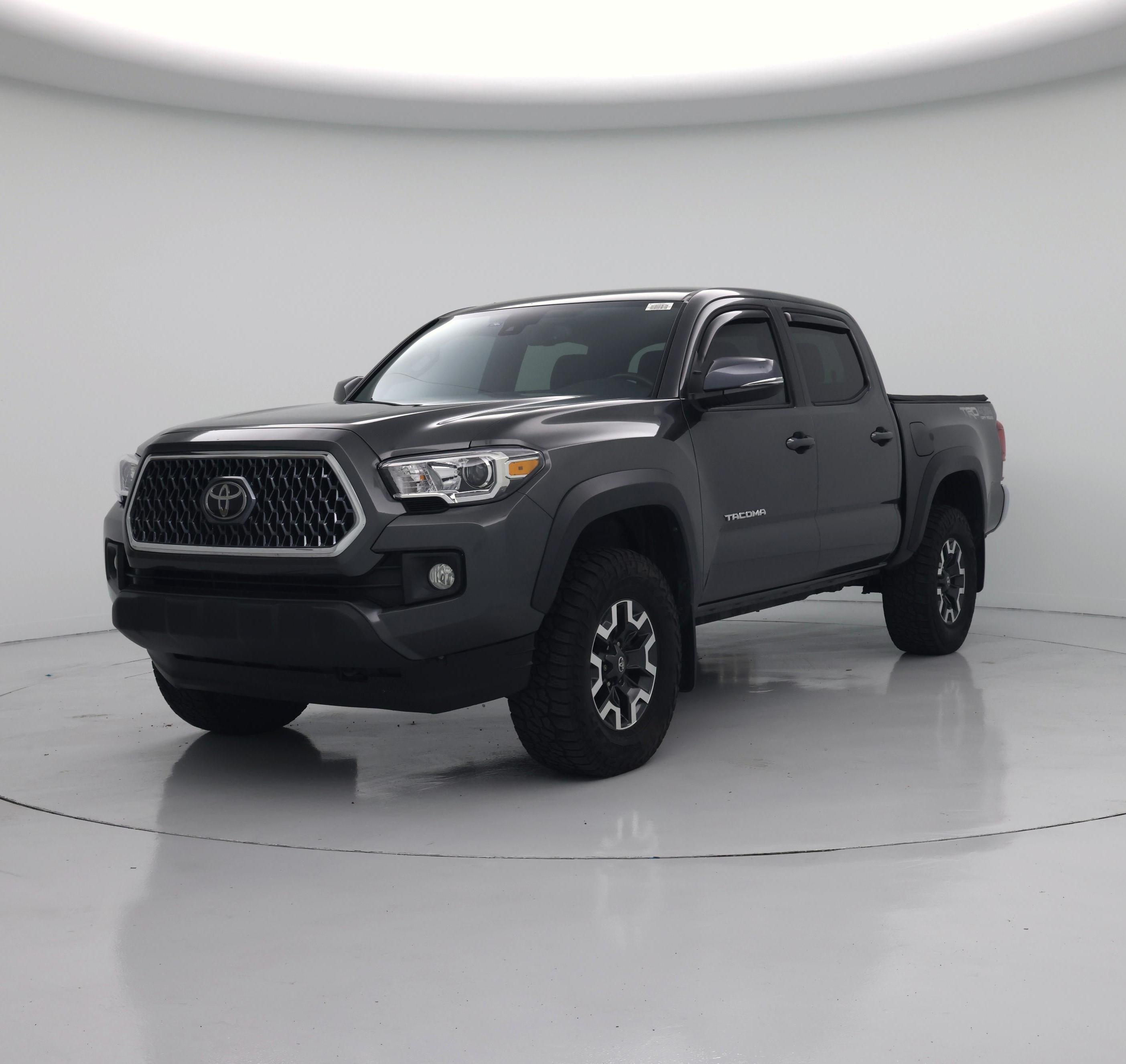 Thumbnail: 2019 Toyota Tacoma - 4