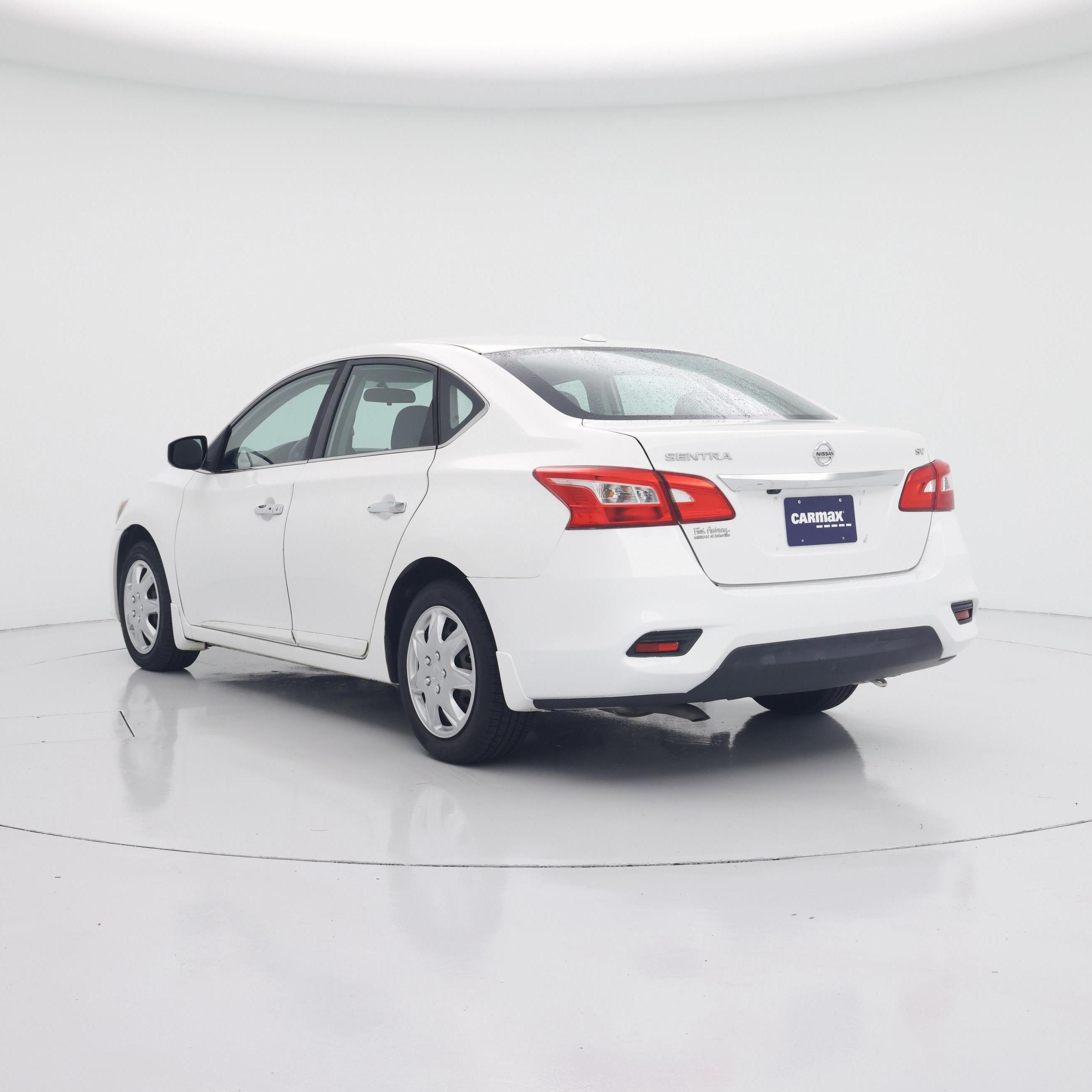 Thumbnail: 2016 Nissan Sentra - 2