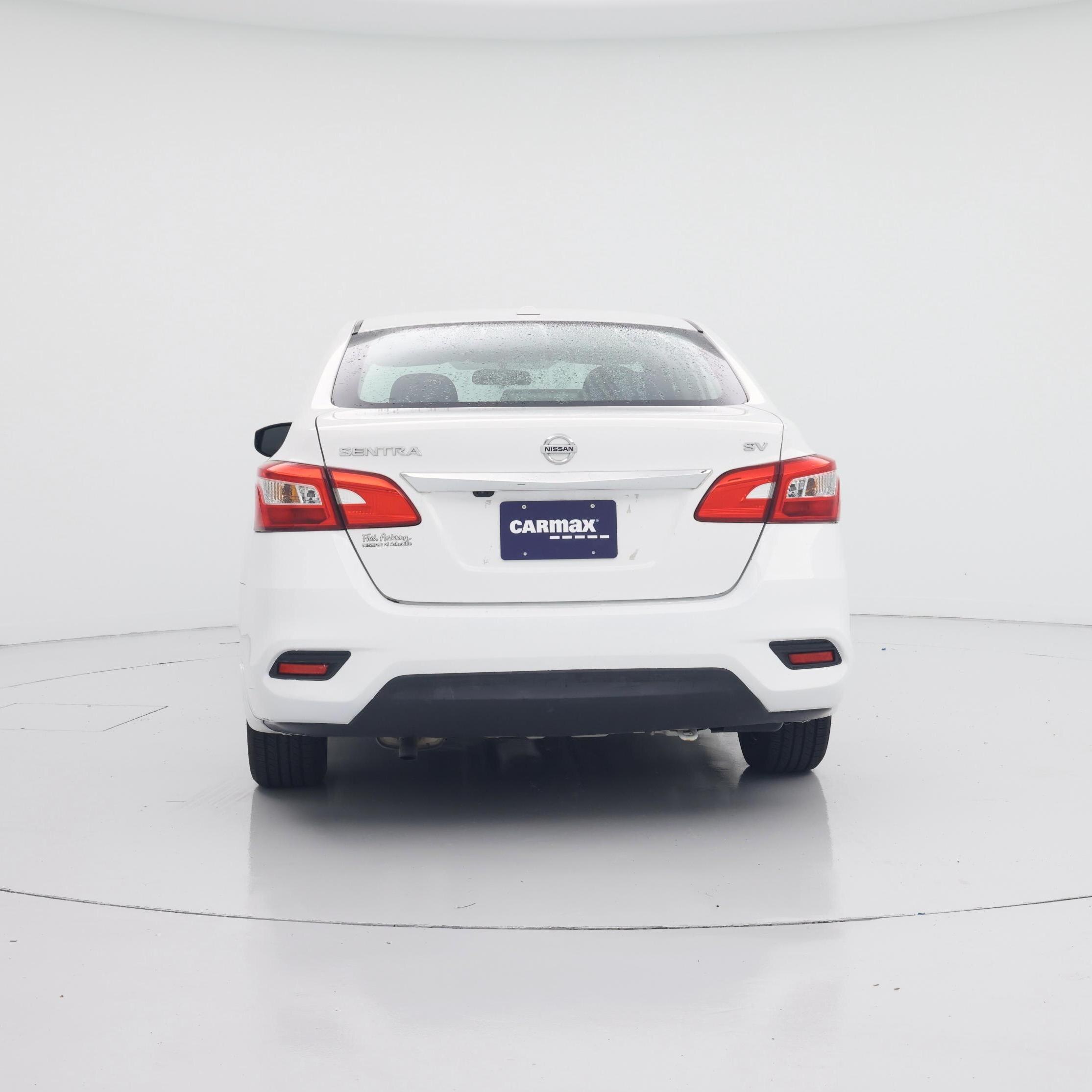 Thumbnail: 2016 Nissan Sentra - 6