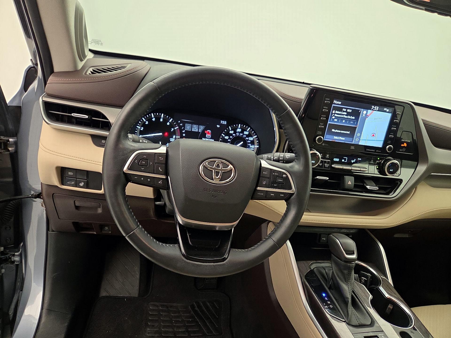 Thumbnail: 2020 Toyota Highlander - 10