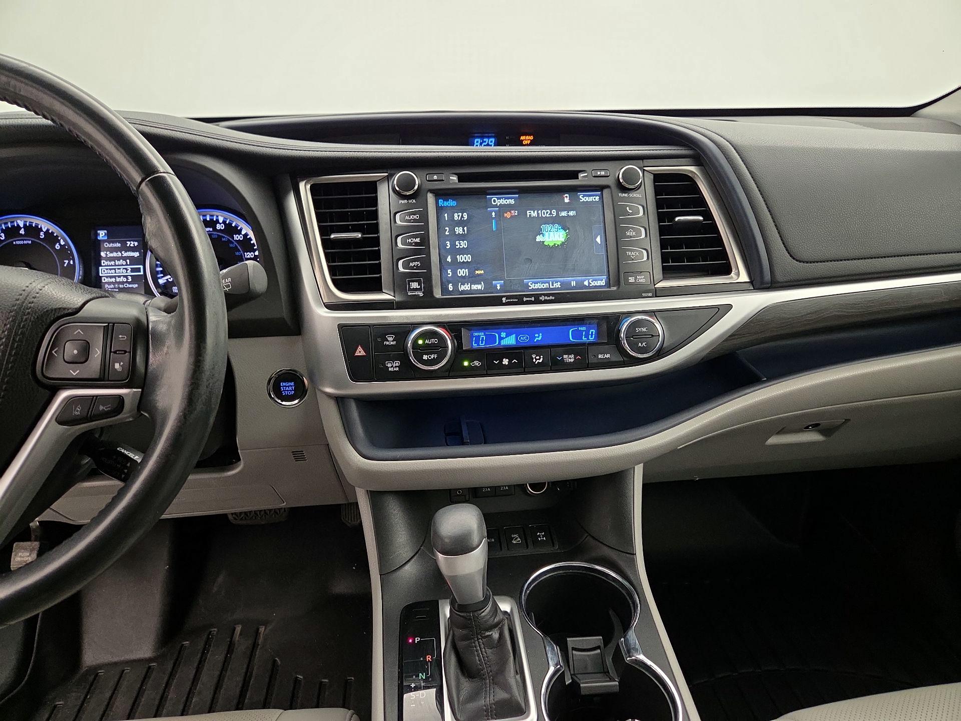 Thumbnail: 2018 Toyota Highlander - 9