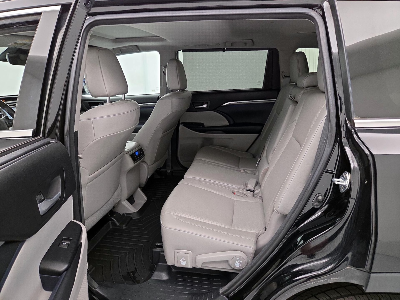 2018 Toyota Highlander Limited - Photo 21