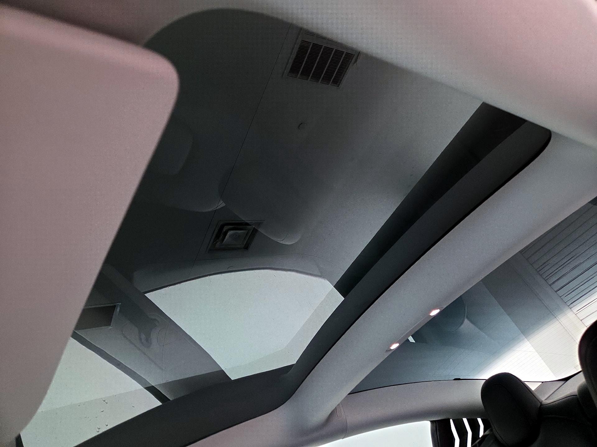 Thumbnail: 2023 Tesla Model 3 - 18