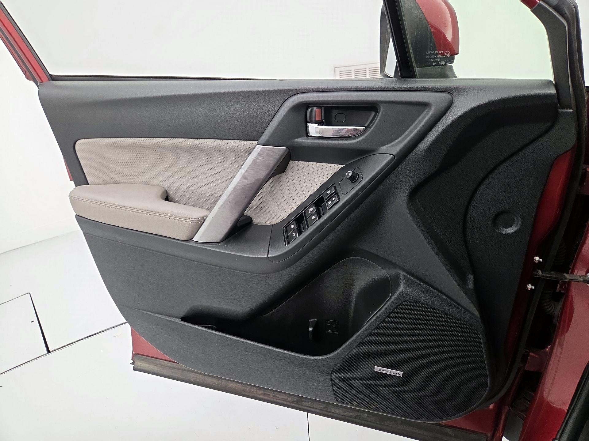 Thumbnail: 2014 Subaru Forester - 12