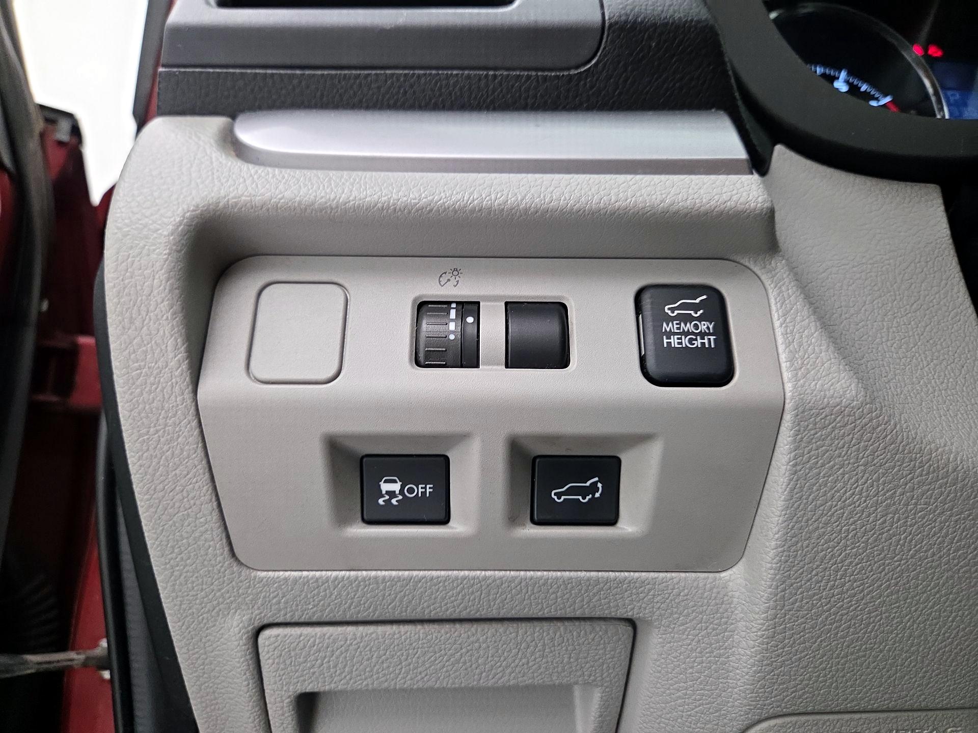 Thumbnail: 2014 Subaru Forester - 13