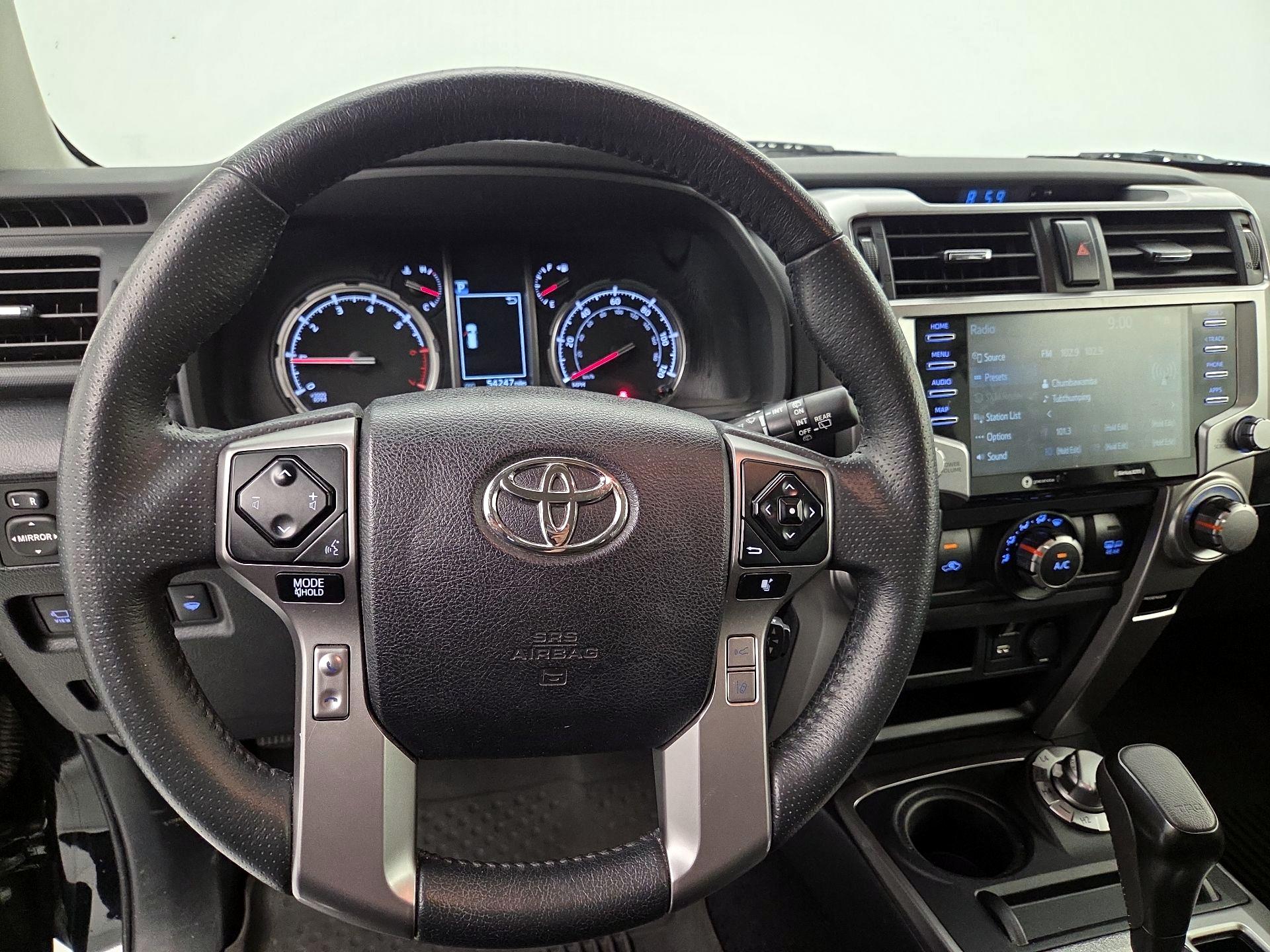 Thumbnail: 2022 Toyota 4Runner - 10