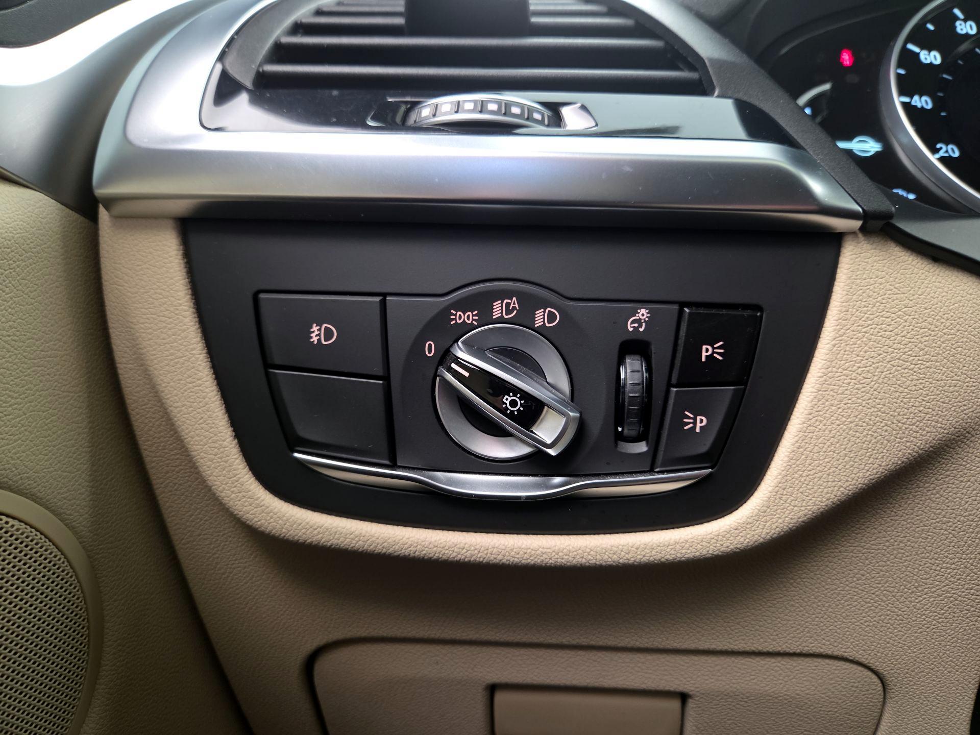Thumbnail: 2019 BMW X3 - 13