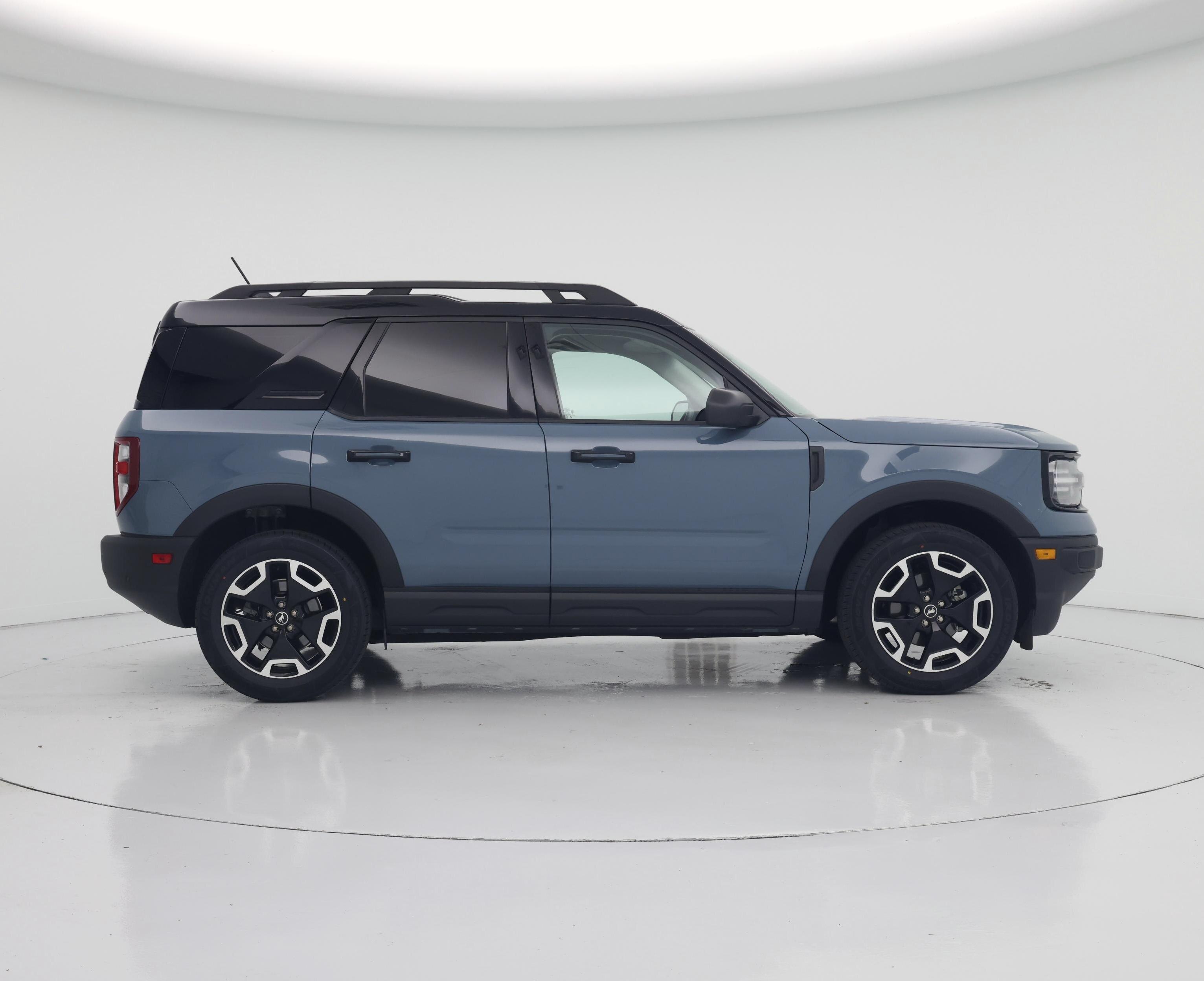 Thumbnail: 2023 Ford Bronco Sport - 7