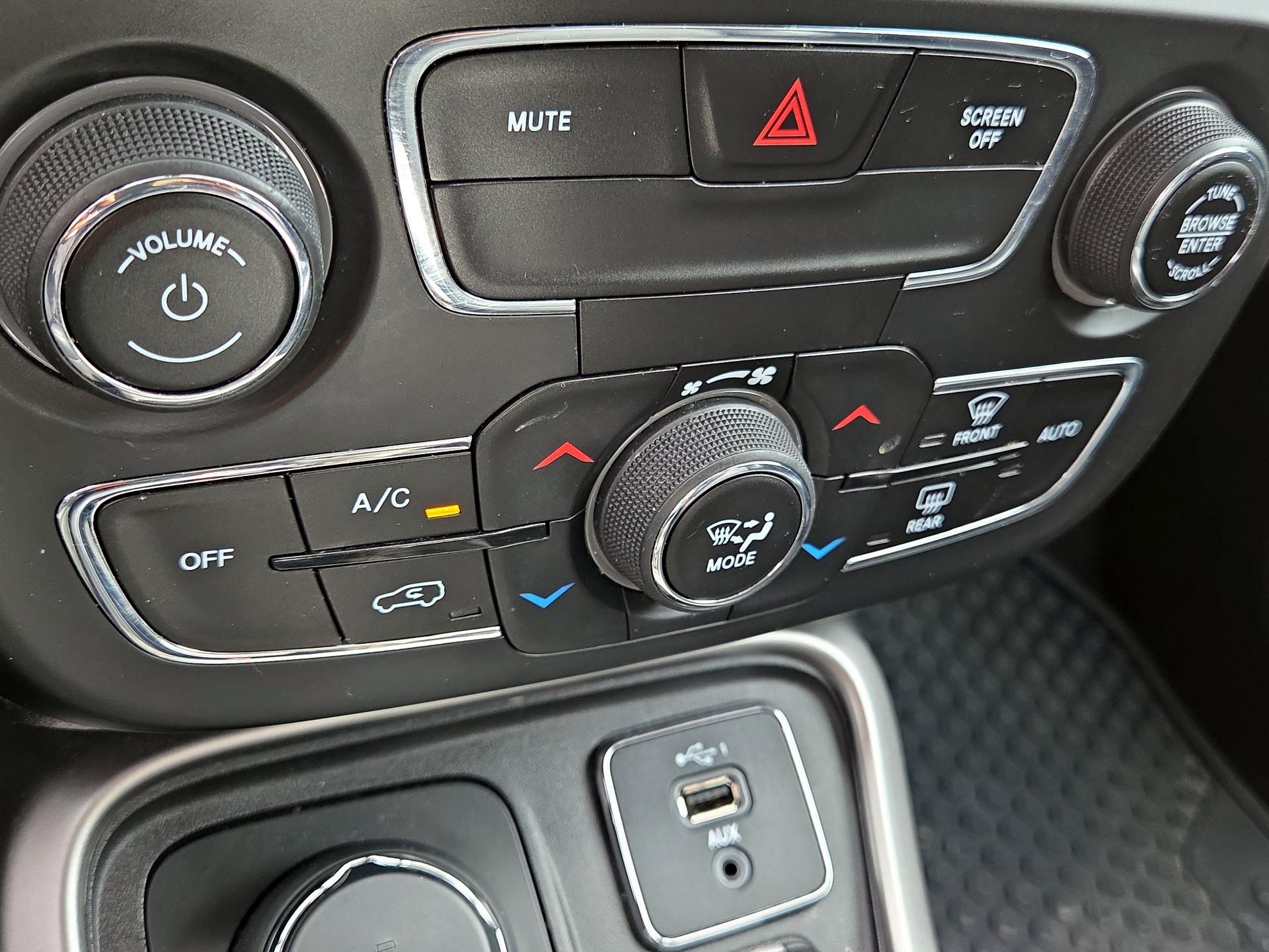 Thumbnail: 2019 Jeep Compass - 16