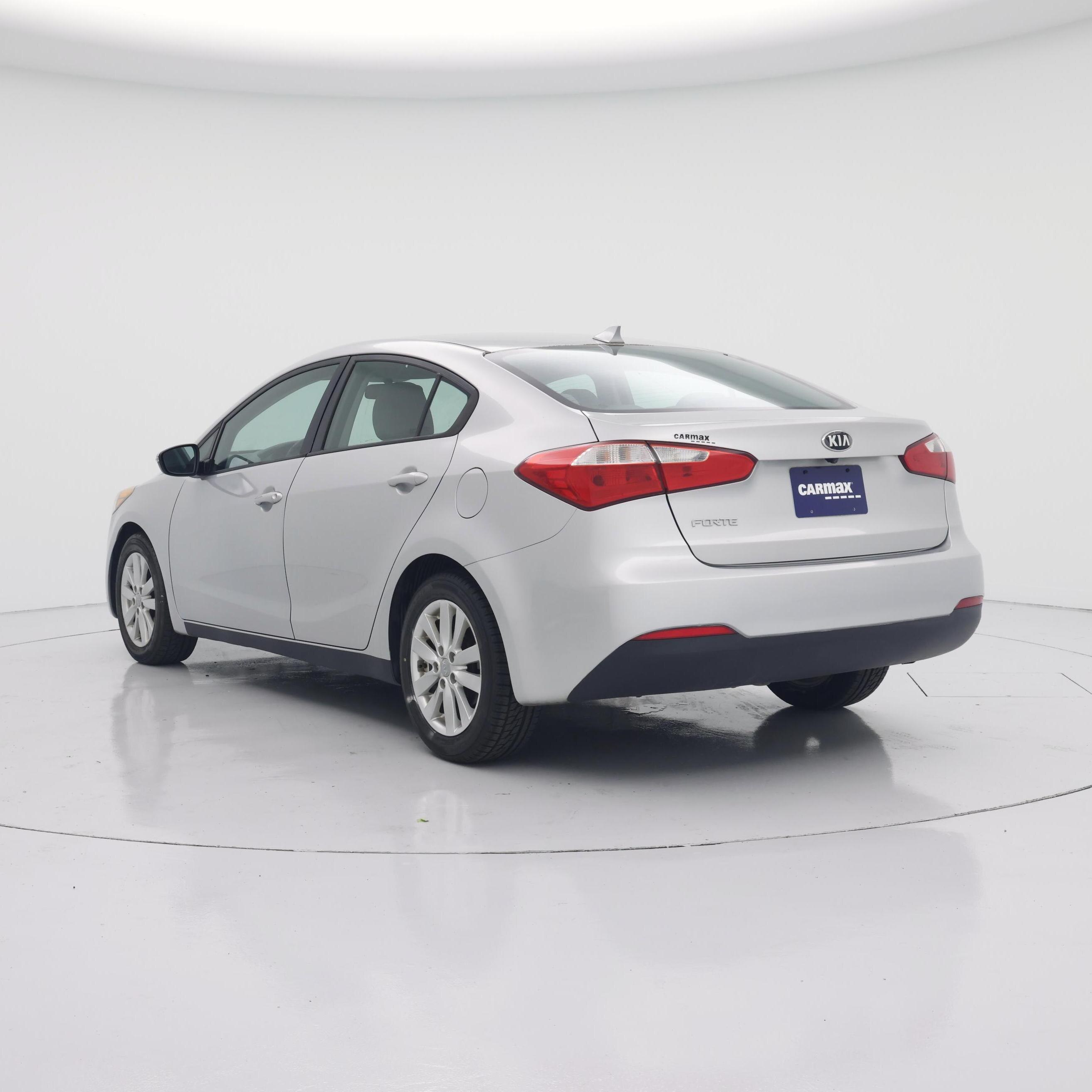 Thumbnail: 2016 Kia Forte - 2