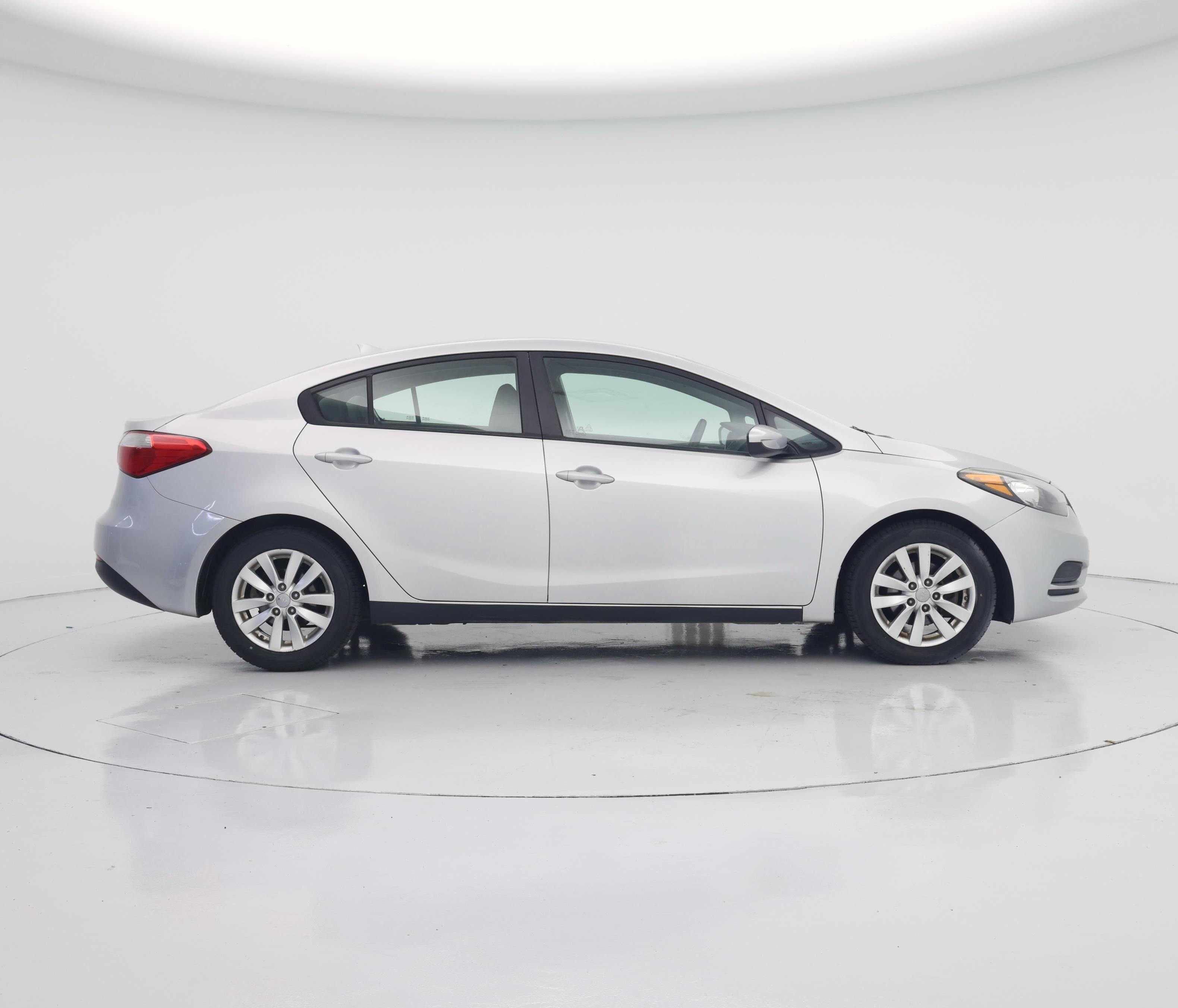 Thumbnail: 2016 Kia Forte - 7