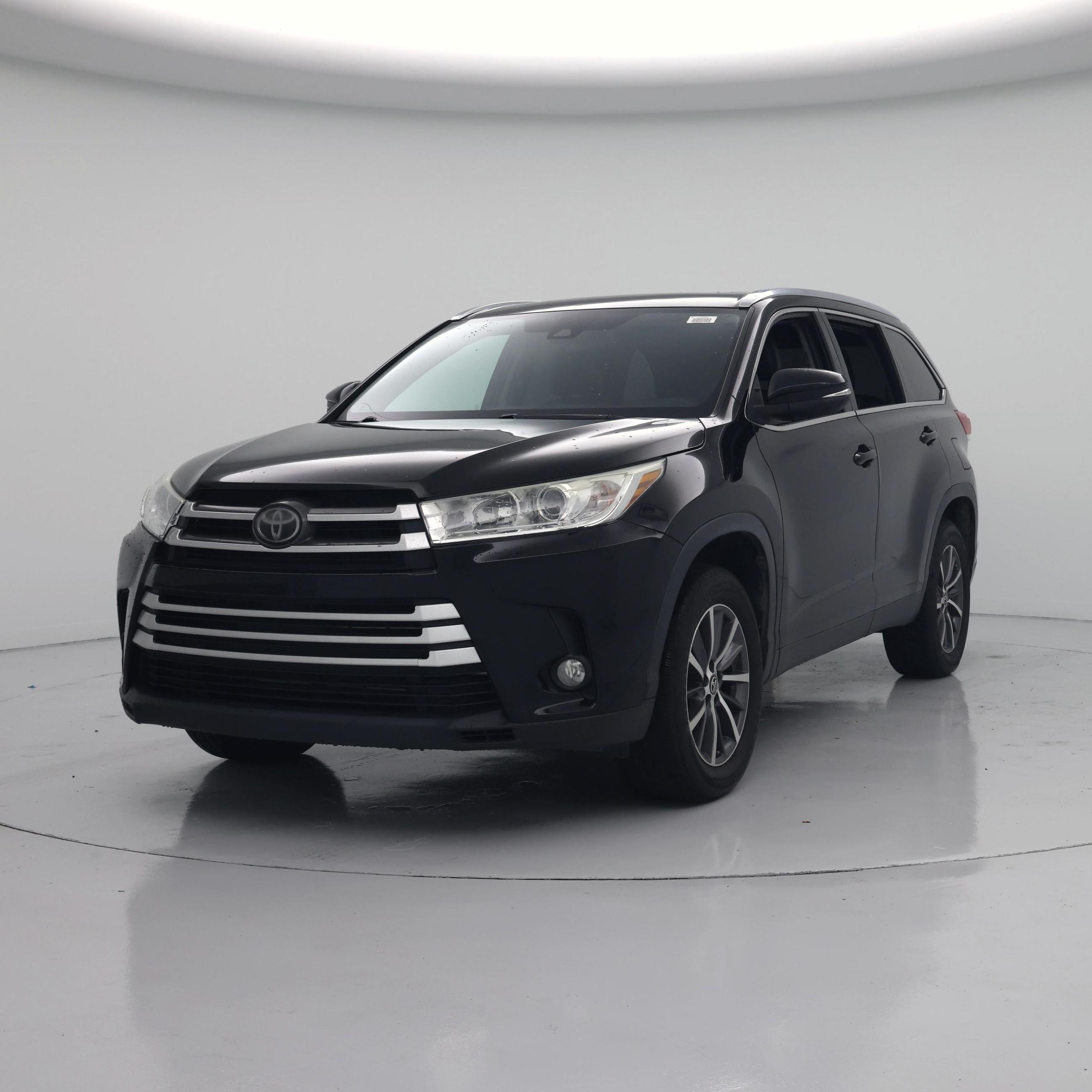 Thumbnail: 2019 Toyota Highlander - 4