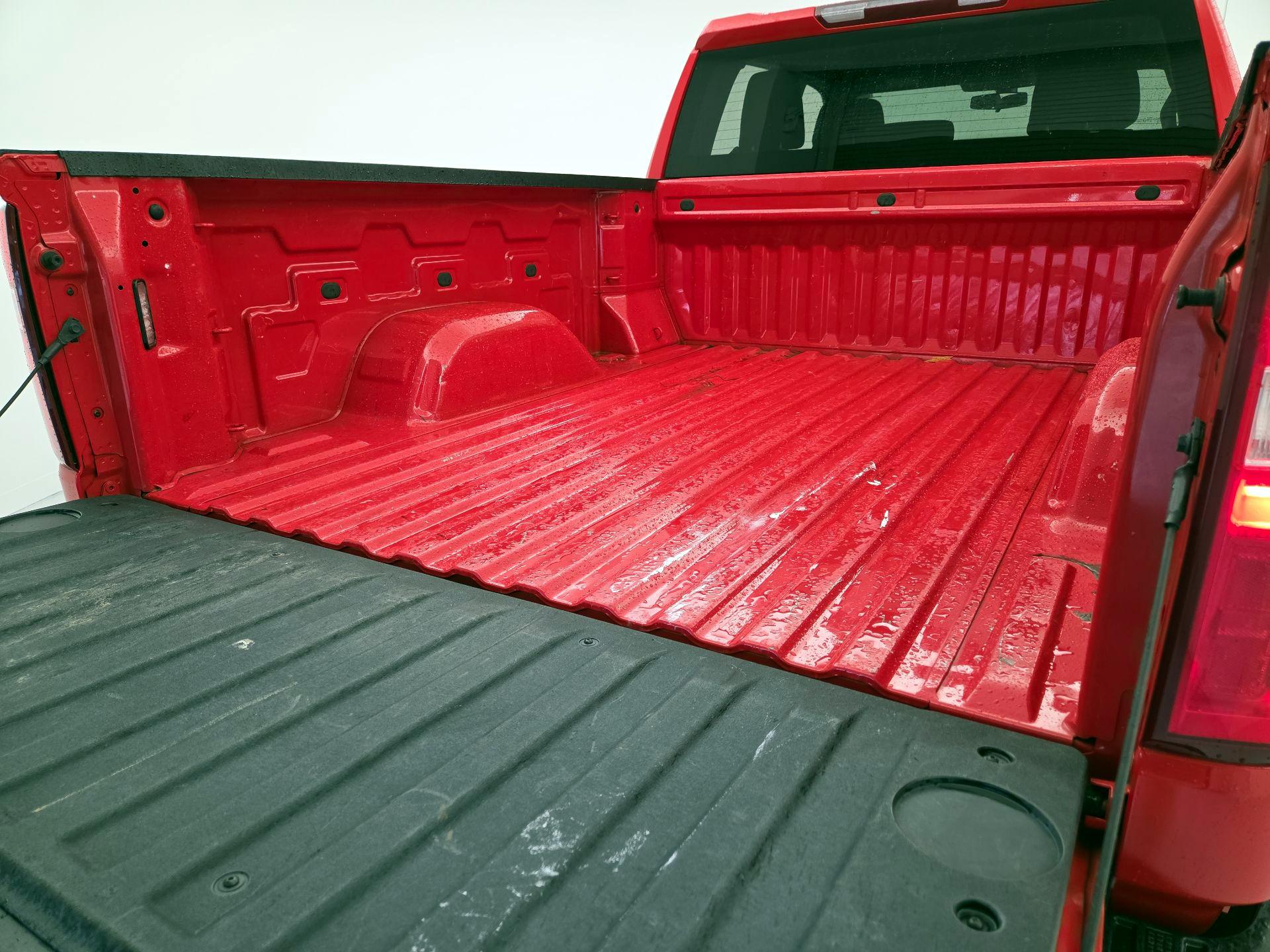 Thumbnail: 2022 Chevrolet Silverado 1500 - 20