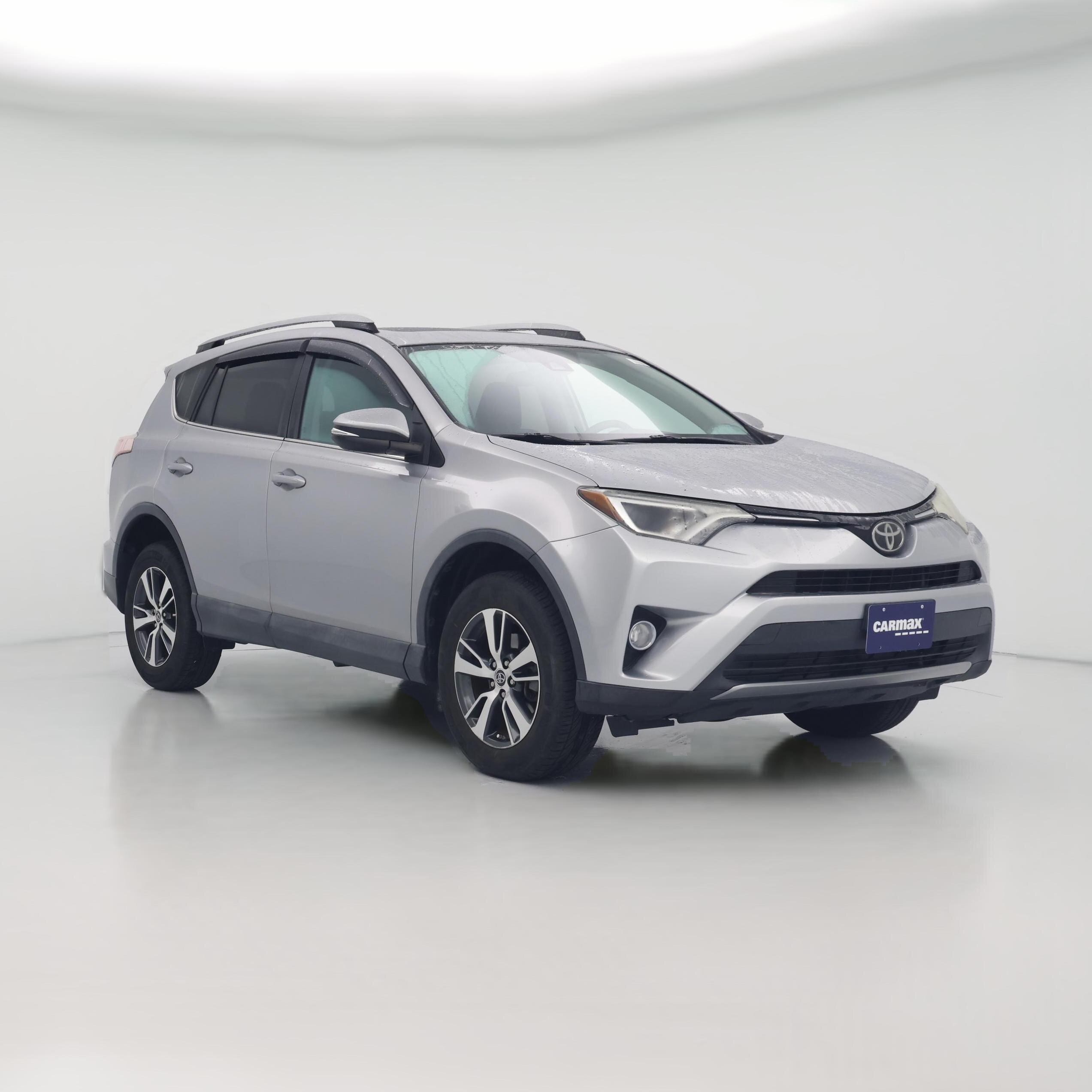 Thumbnail: 2018 Toyota RAV4 - 1