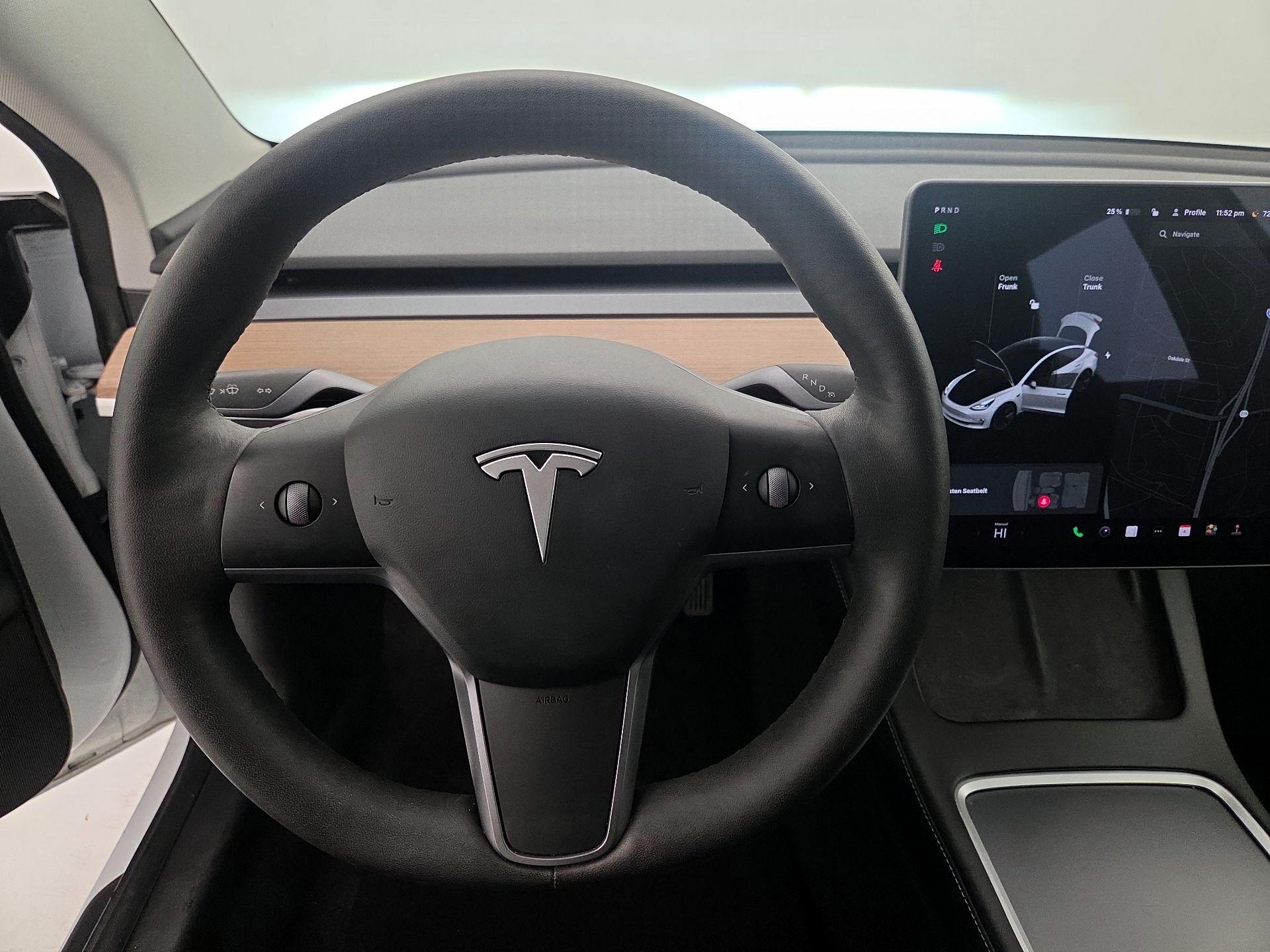 Thumbnail: 2021 Tesla Model 3 - 10