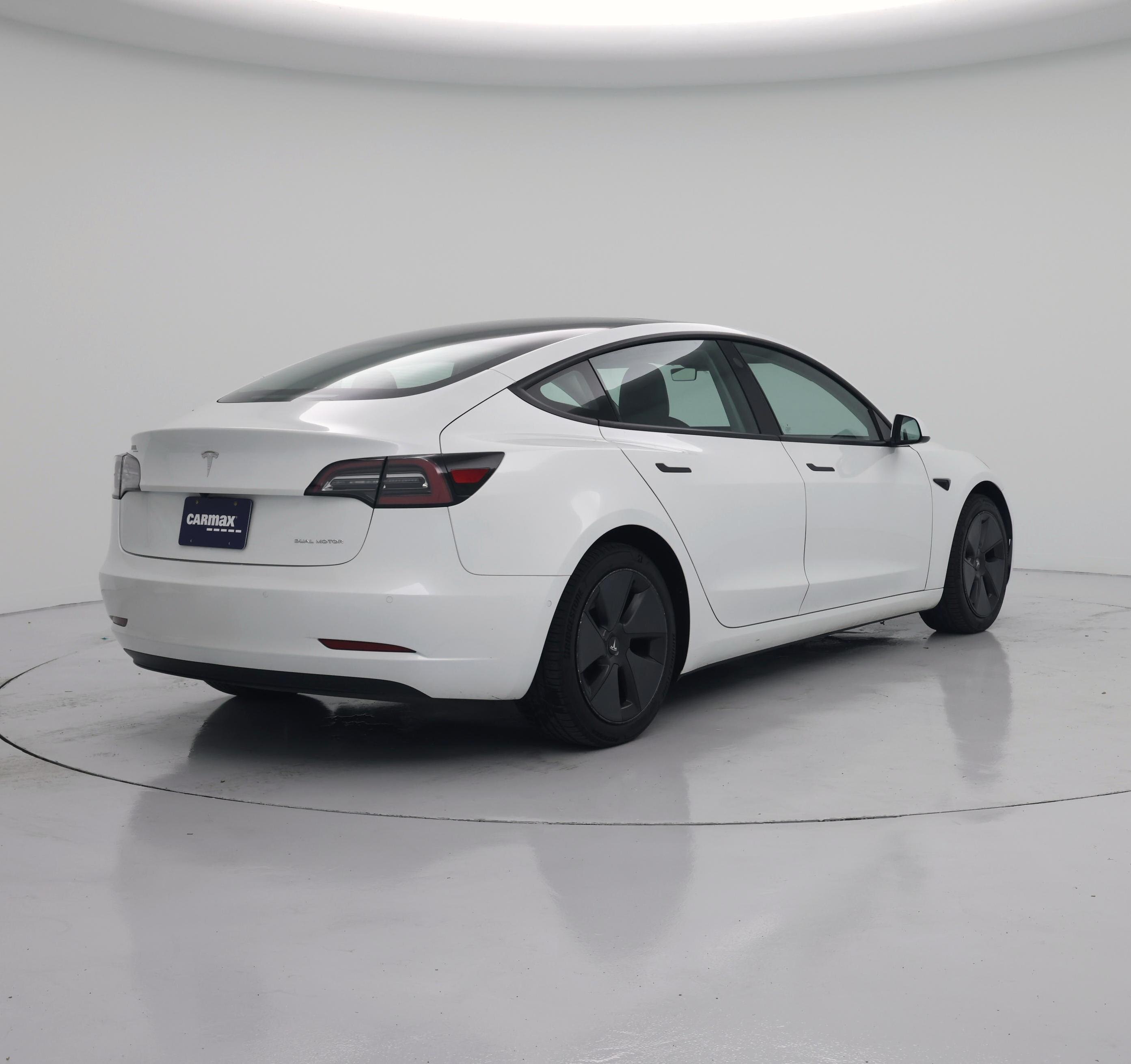 Thumbnail: 2021 Tesla Model 3 - 8