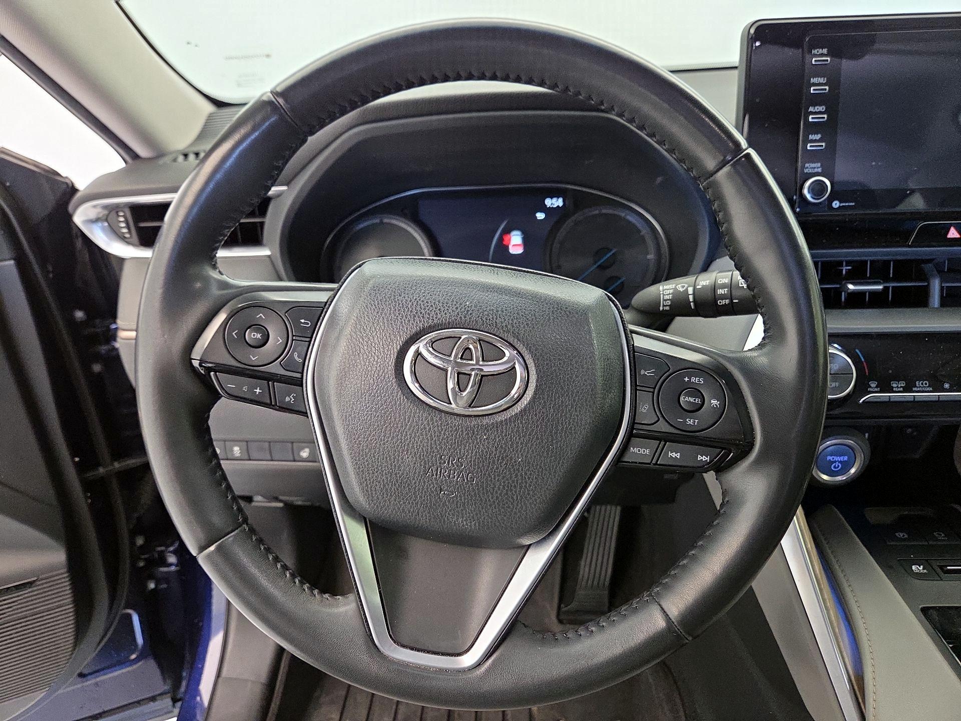Thumbnail: 2021 Toyota Venza - 10