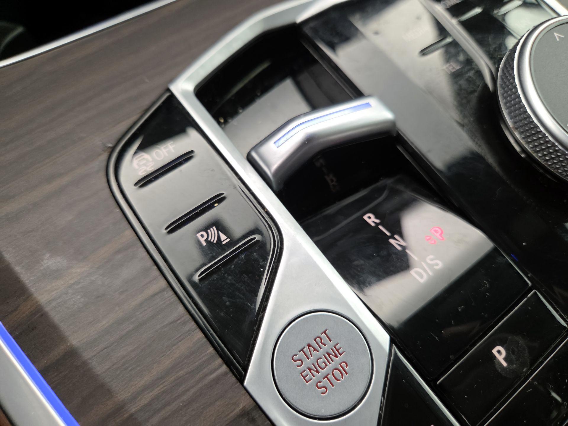 Thumbnail: 2025 BMW X5 - 17
