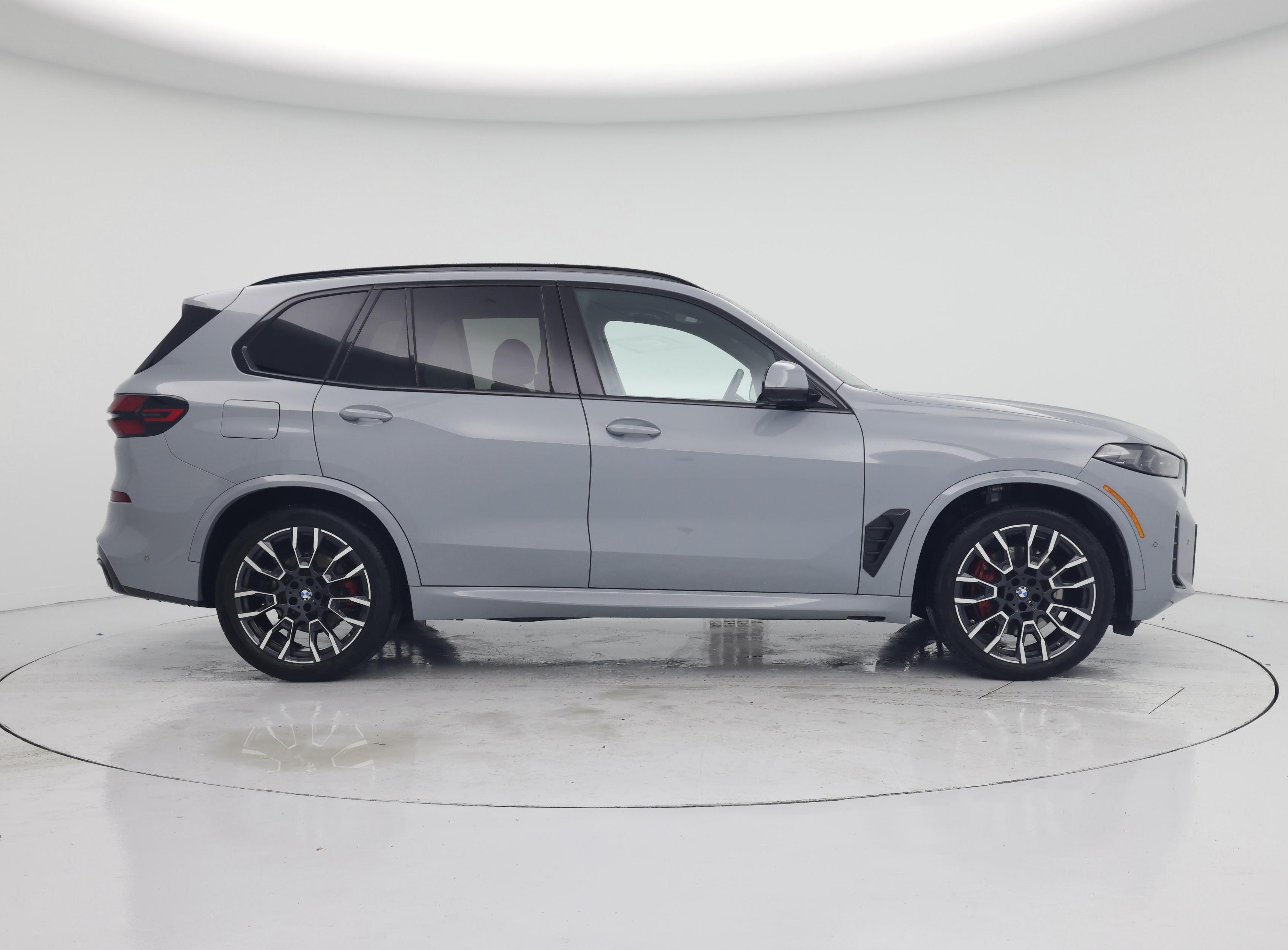 Thumbnail: 2025 BMW X5 - 7