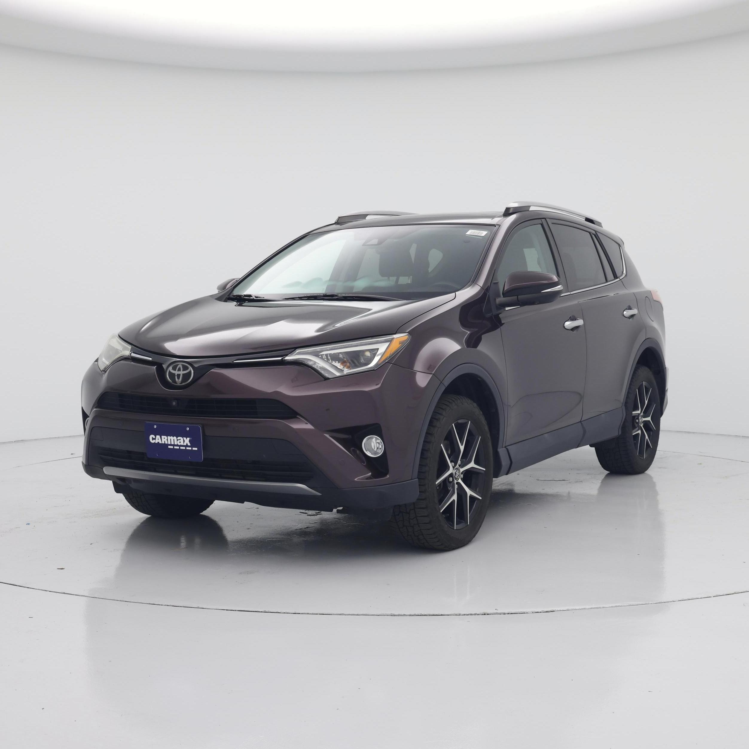 Thumbnail: 2018 Toyota RAV4 - 4
