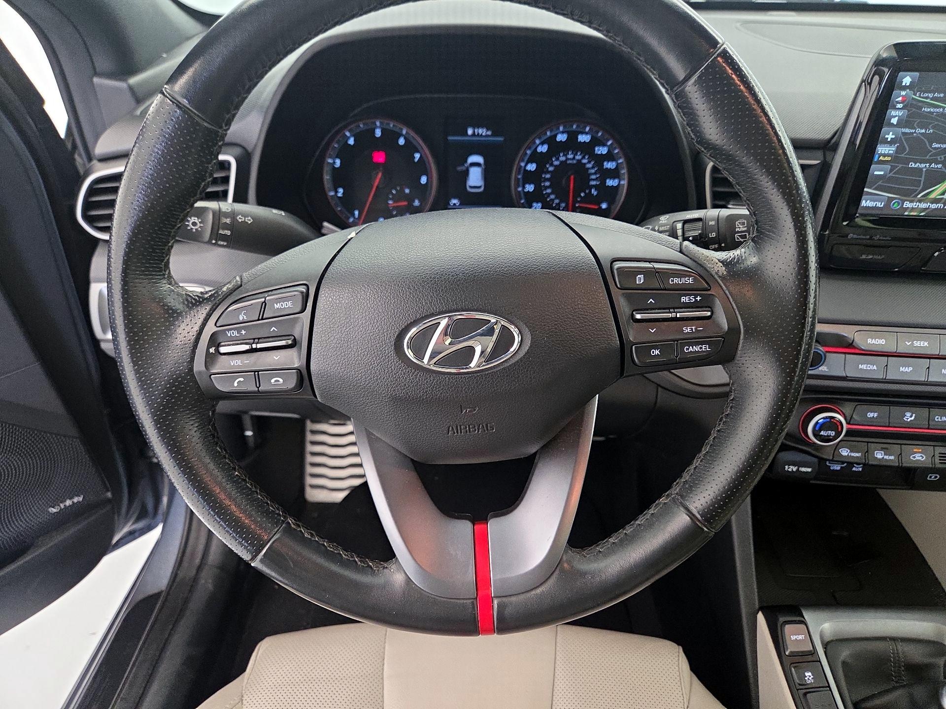 Thumbnail: 2019 Hyundai Veloster - 10