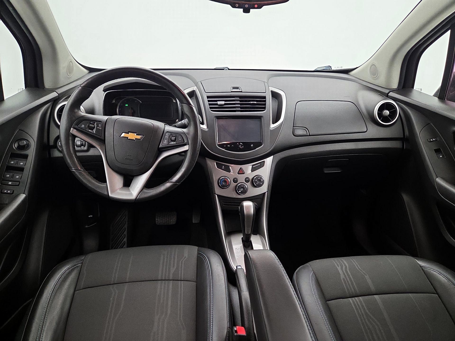 Thumbnail: 2016 Chevrolet Trax - 9