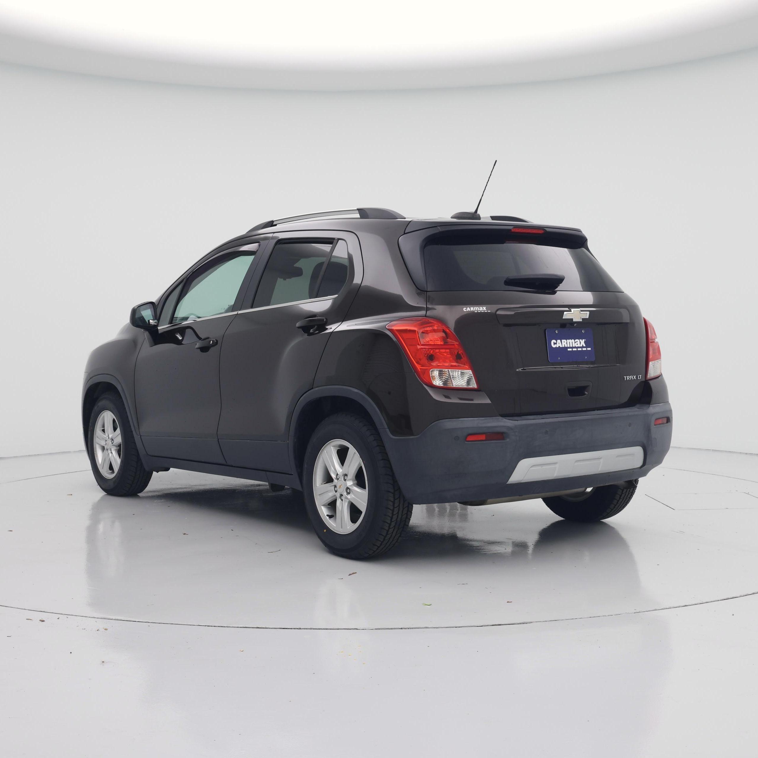 Thumbnail: 2016 Chevrolet Trax - 2