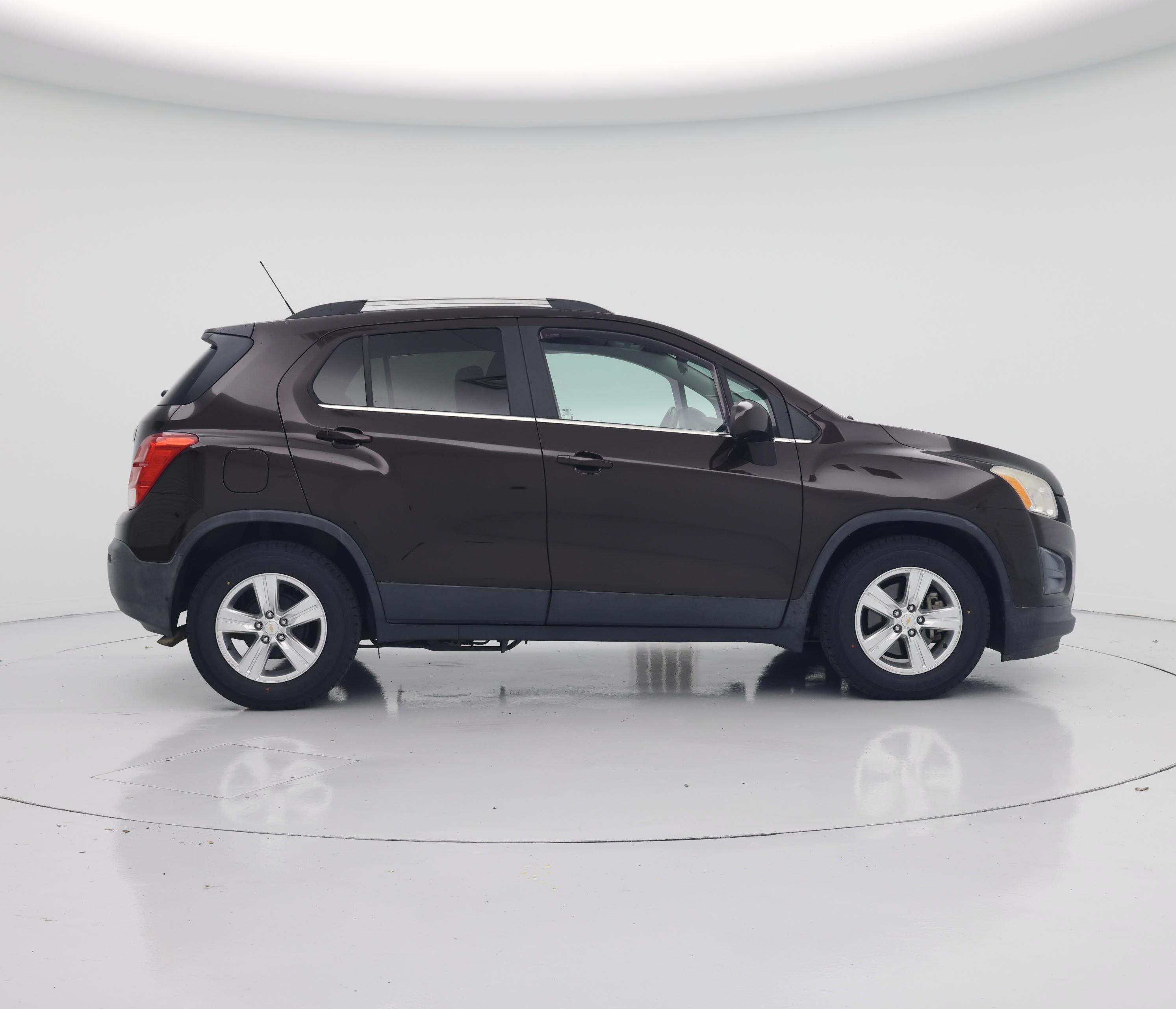 Thumbnail: 2016 Chevrolet Trax - 7