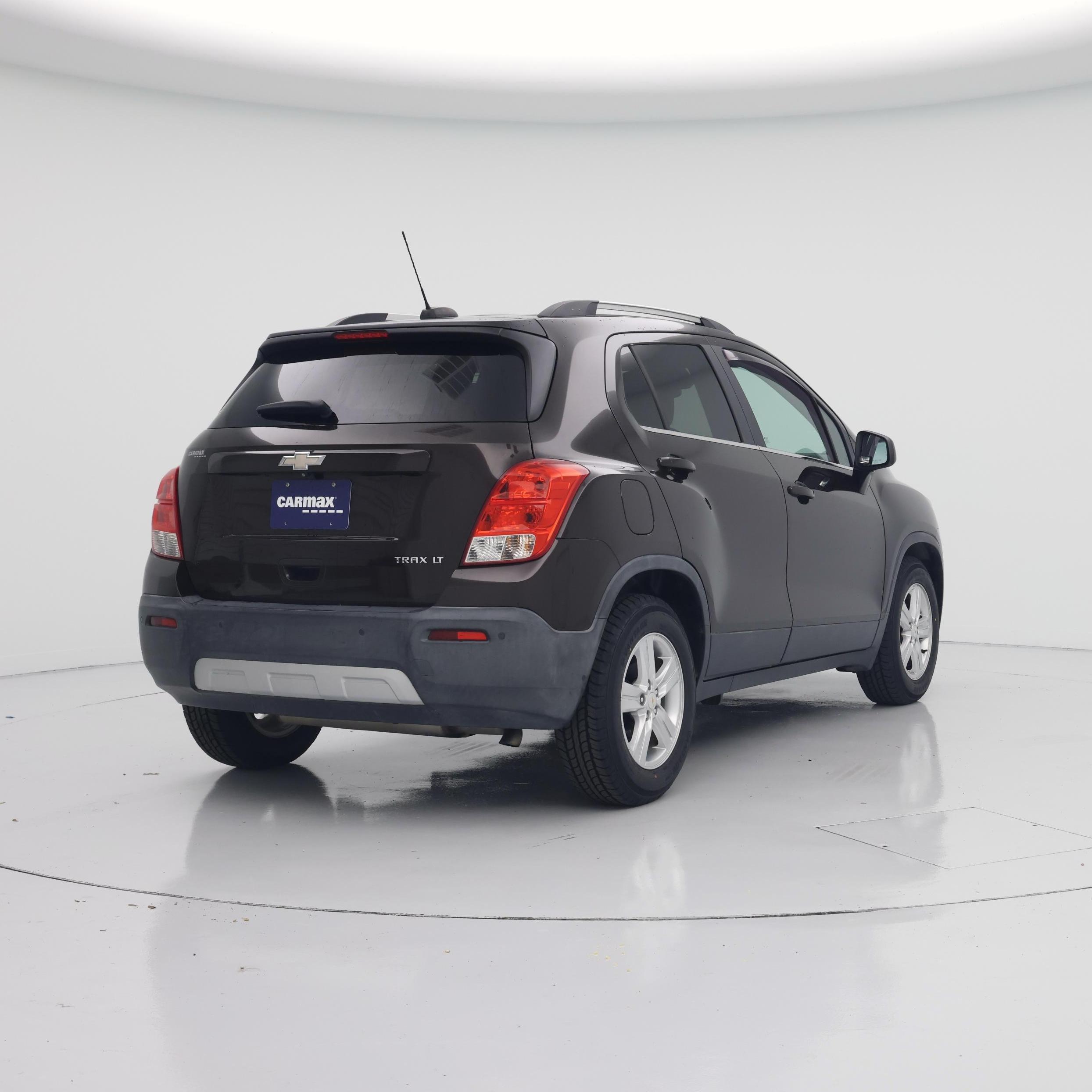 Thumbnail: 2016 Chevrolet Trax - 8