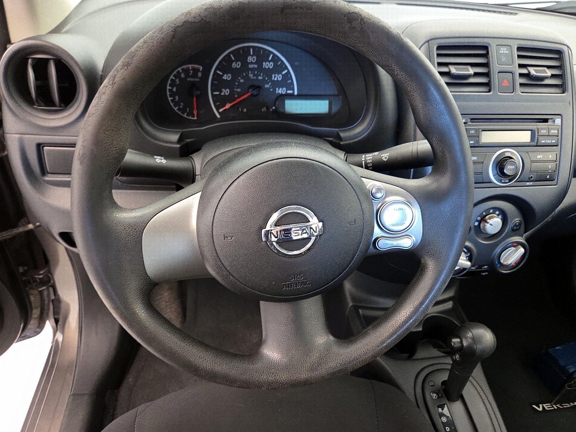 Thumbnail: 2014 Nissan Versa - 10