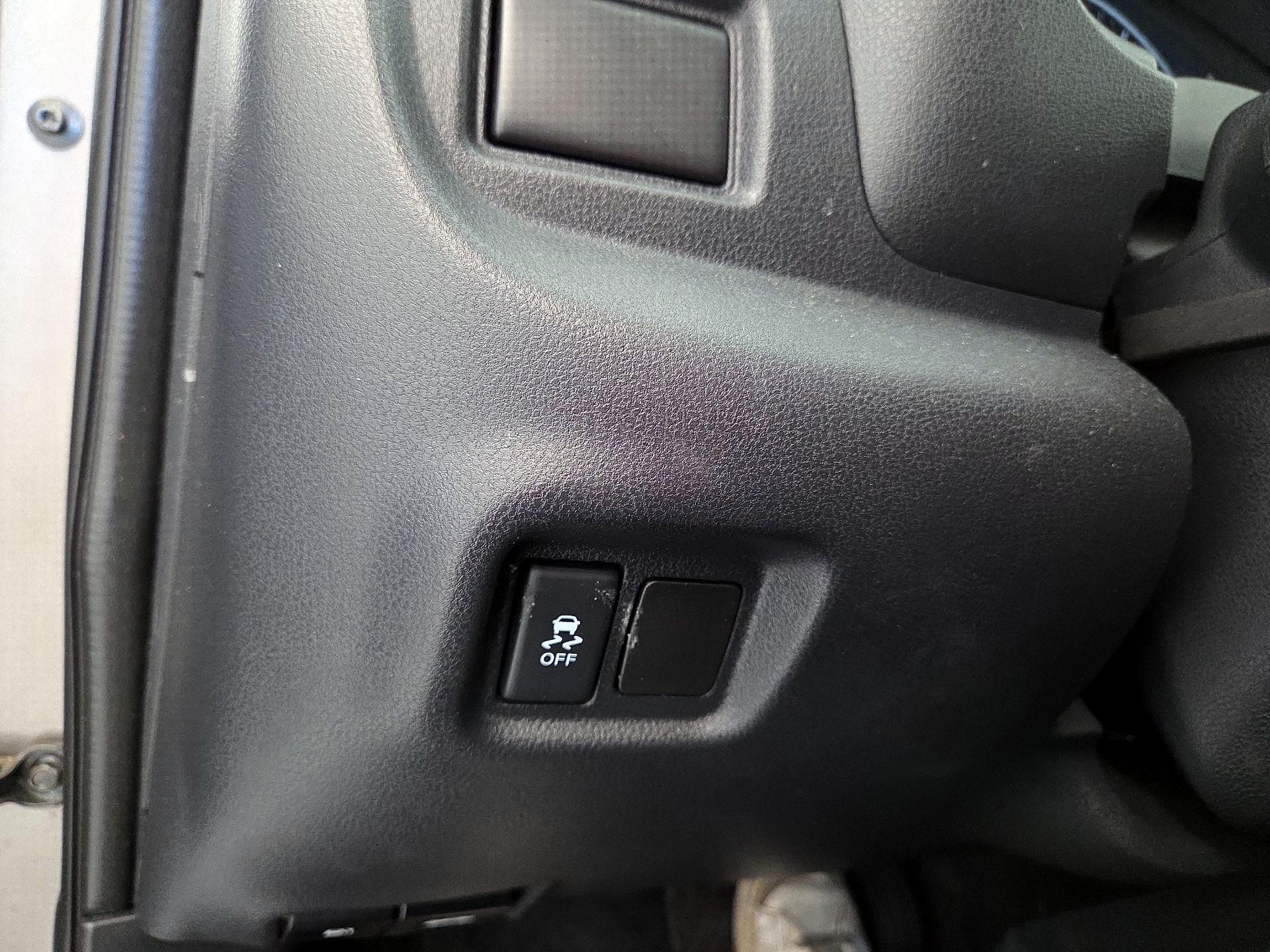 Thumbnail: 2014 Nissan Versa - 13