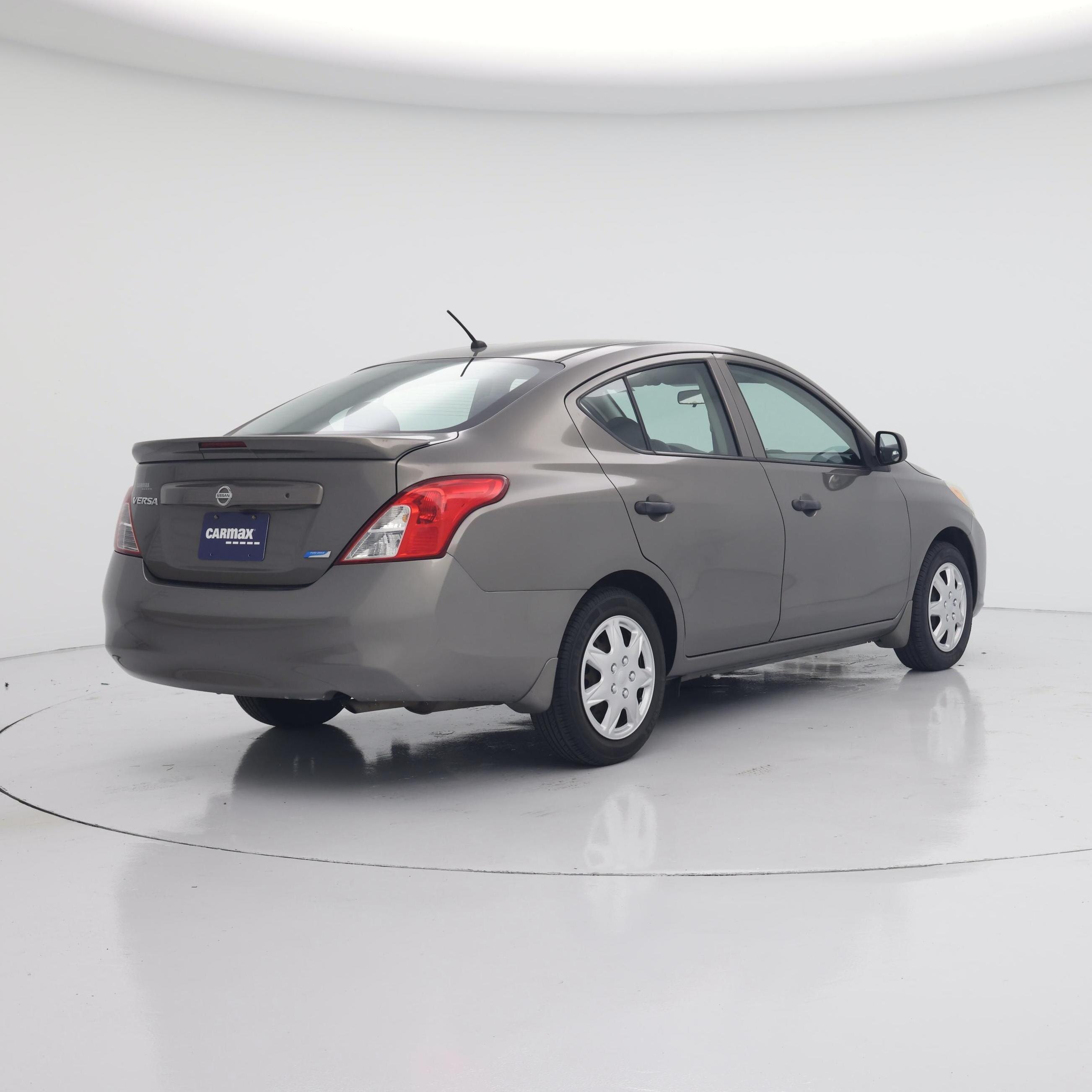 Thumbnail: 2014 Nissan Versa - 8