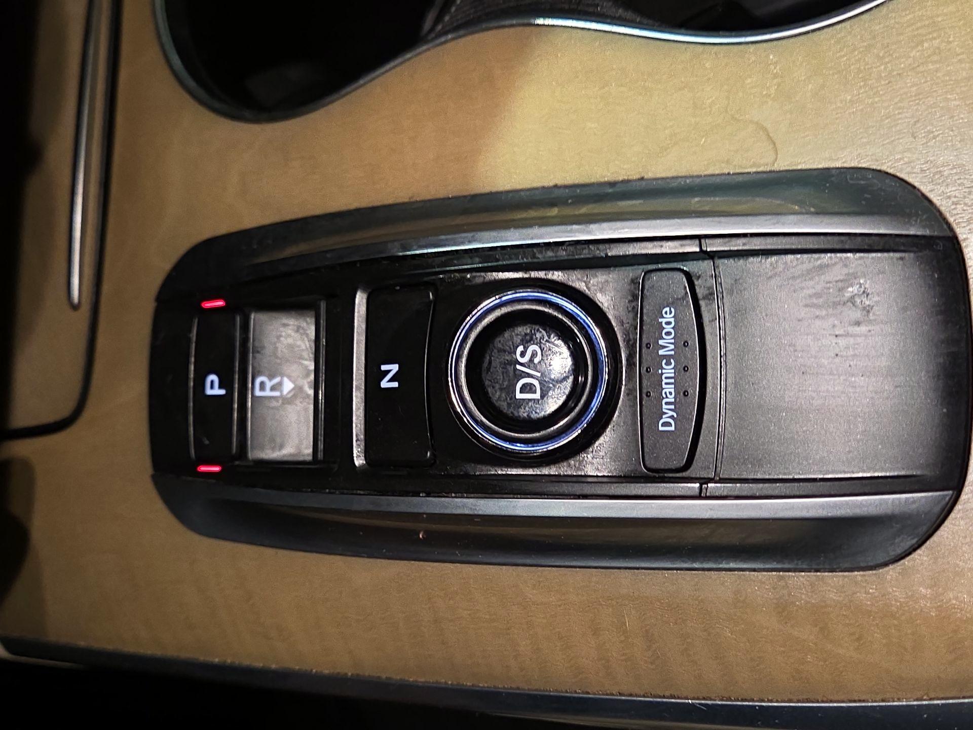 Thumbnail: 2020 Acura MDX - 18