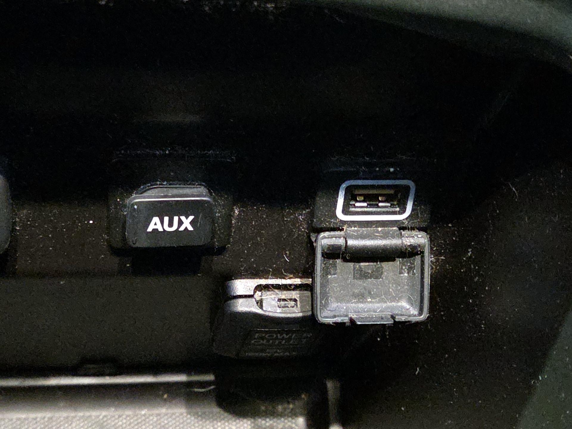 Thumbnail: 2020 Acura MDX - 19