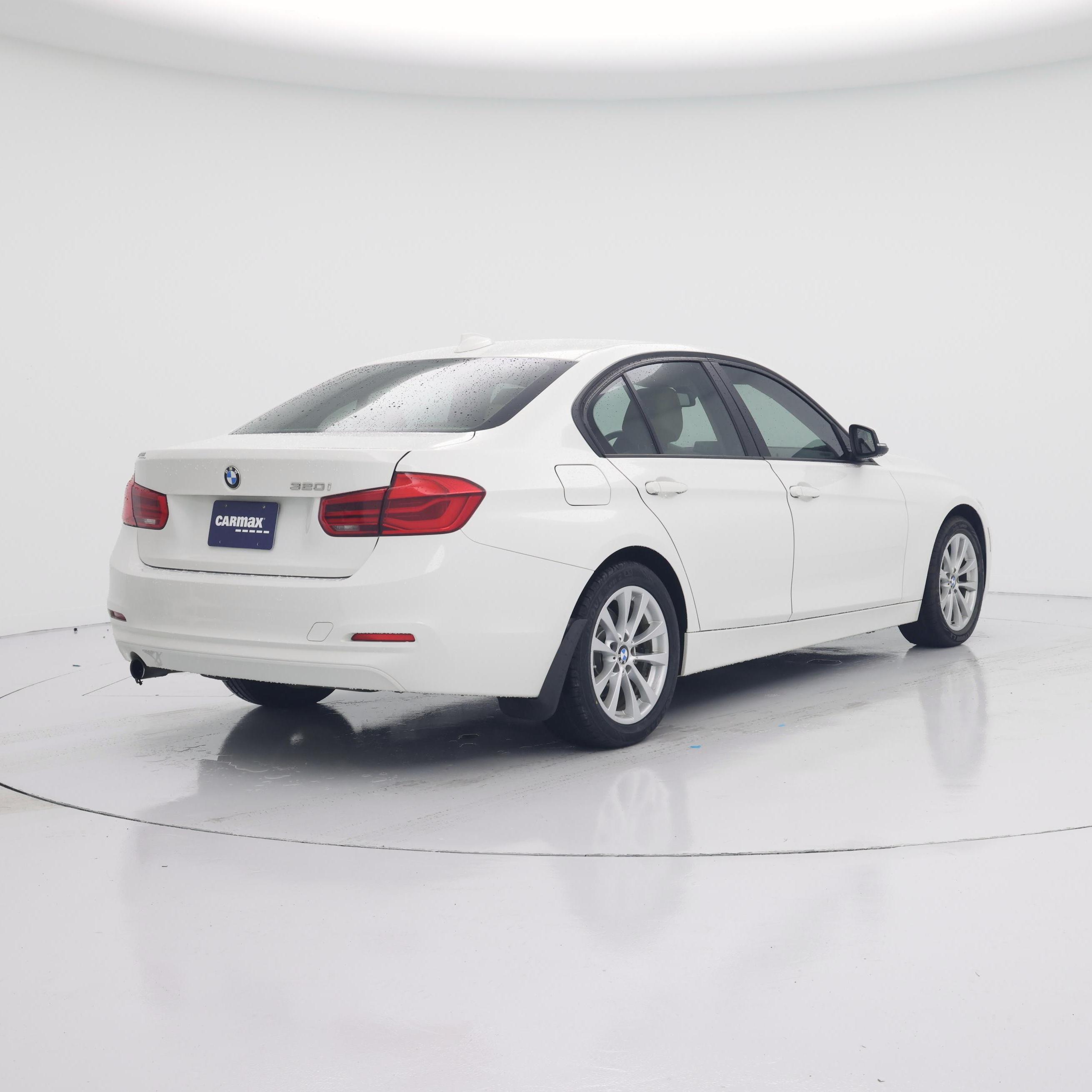 Thumbnail: 2016 BMW 3 Series - 8