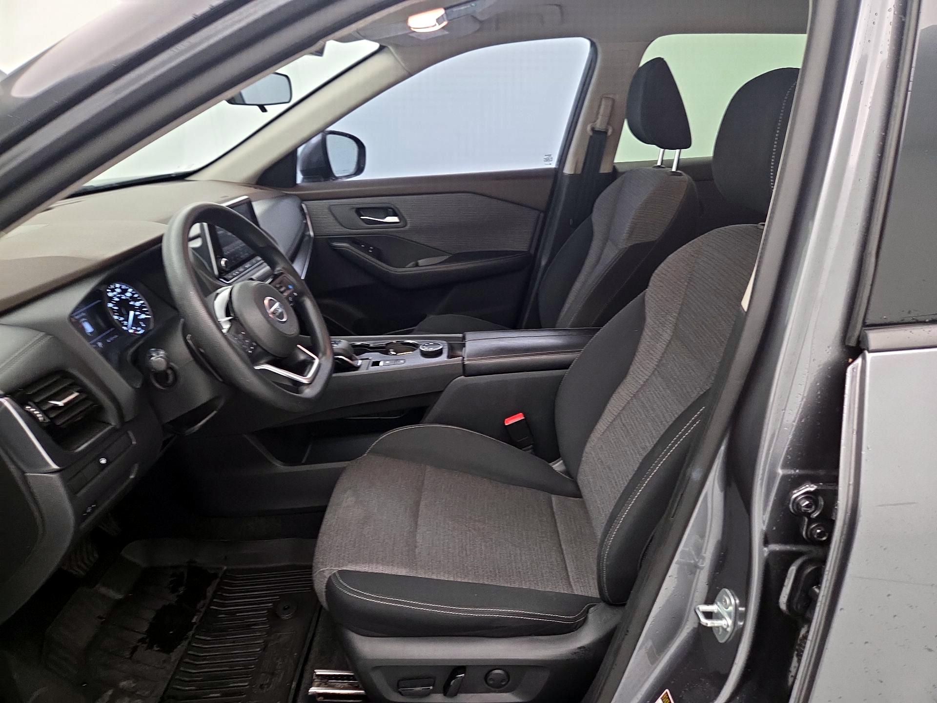 Thumbnail: 2021 Nissan Rogue - 11