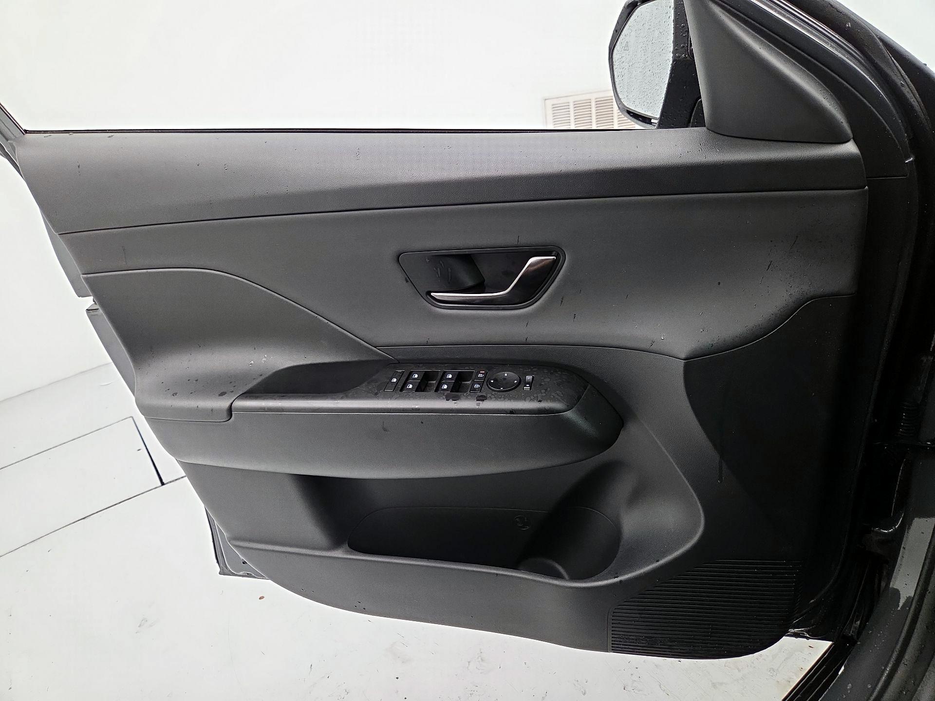 Thumbnail: 2025 Hyundai Kona - 12
