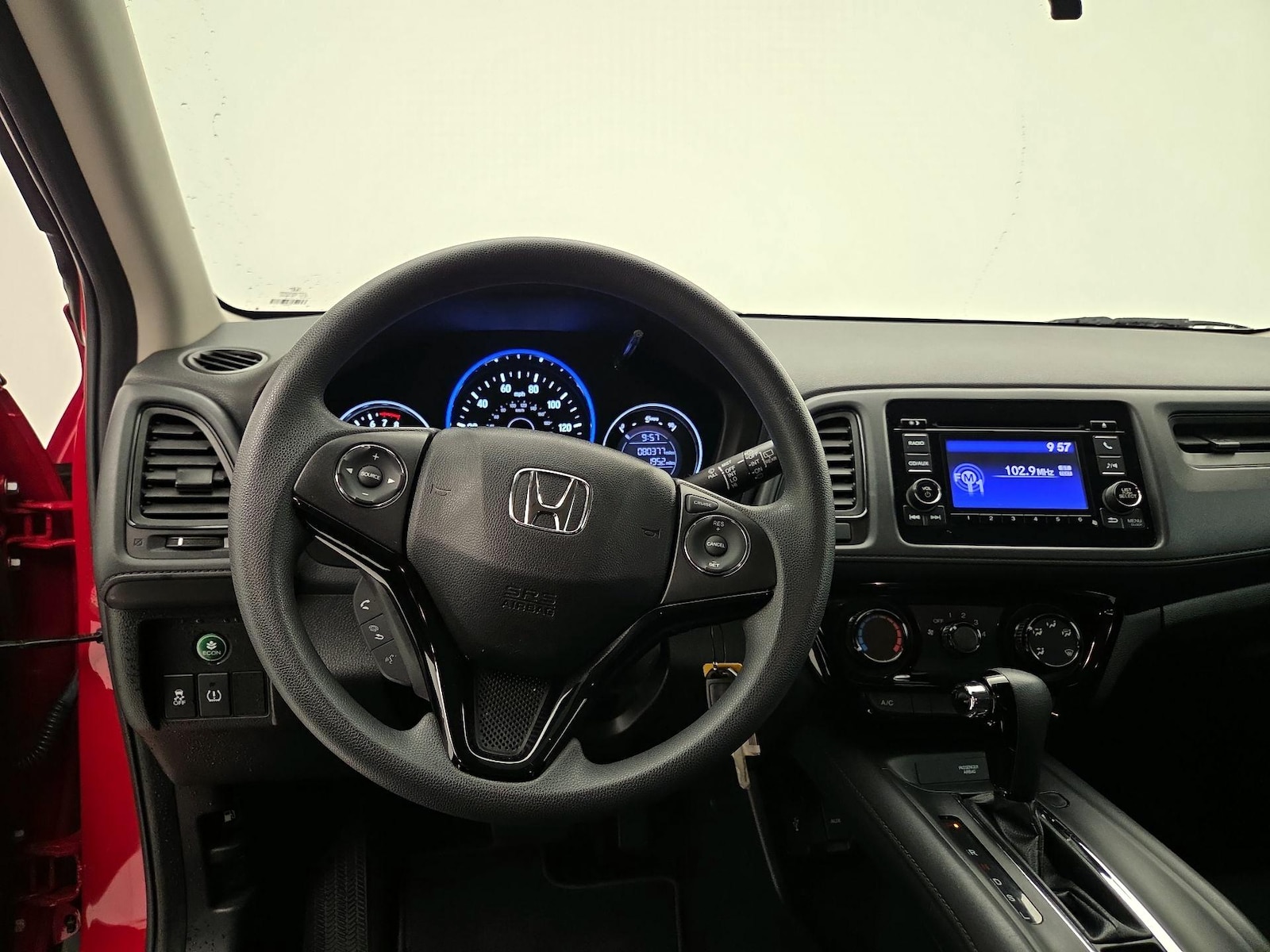 2018 Honda HR-V LX - Photo 11