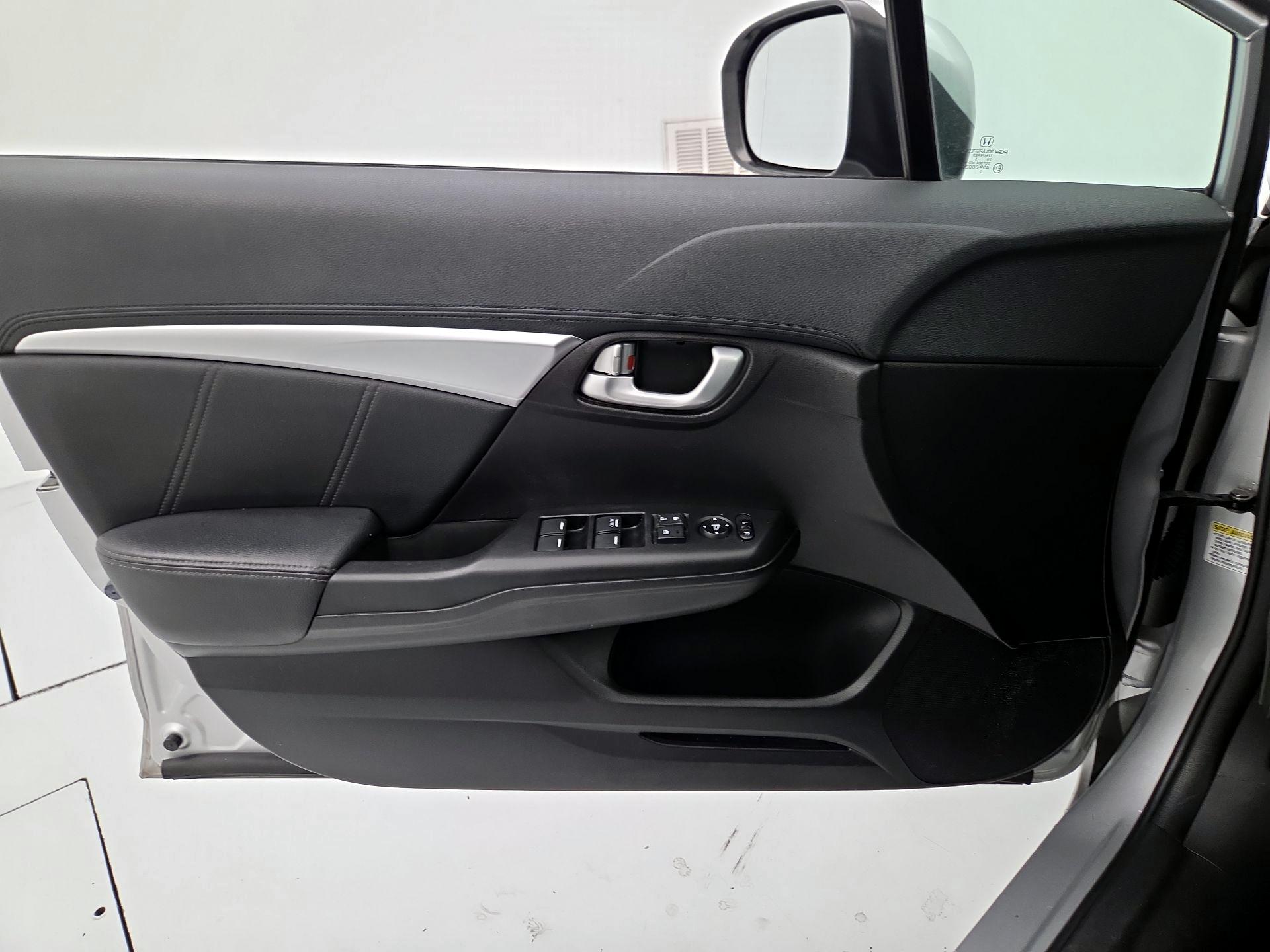 Thumbnail: 2015 Honda Civic - 12