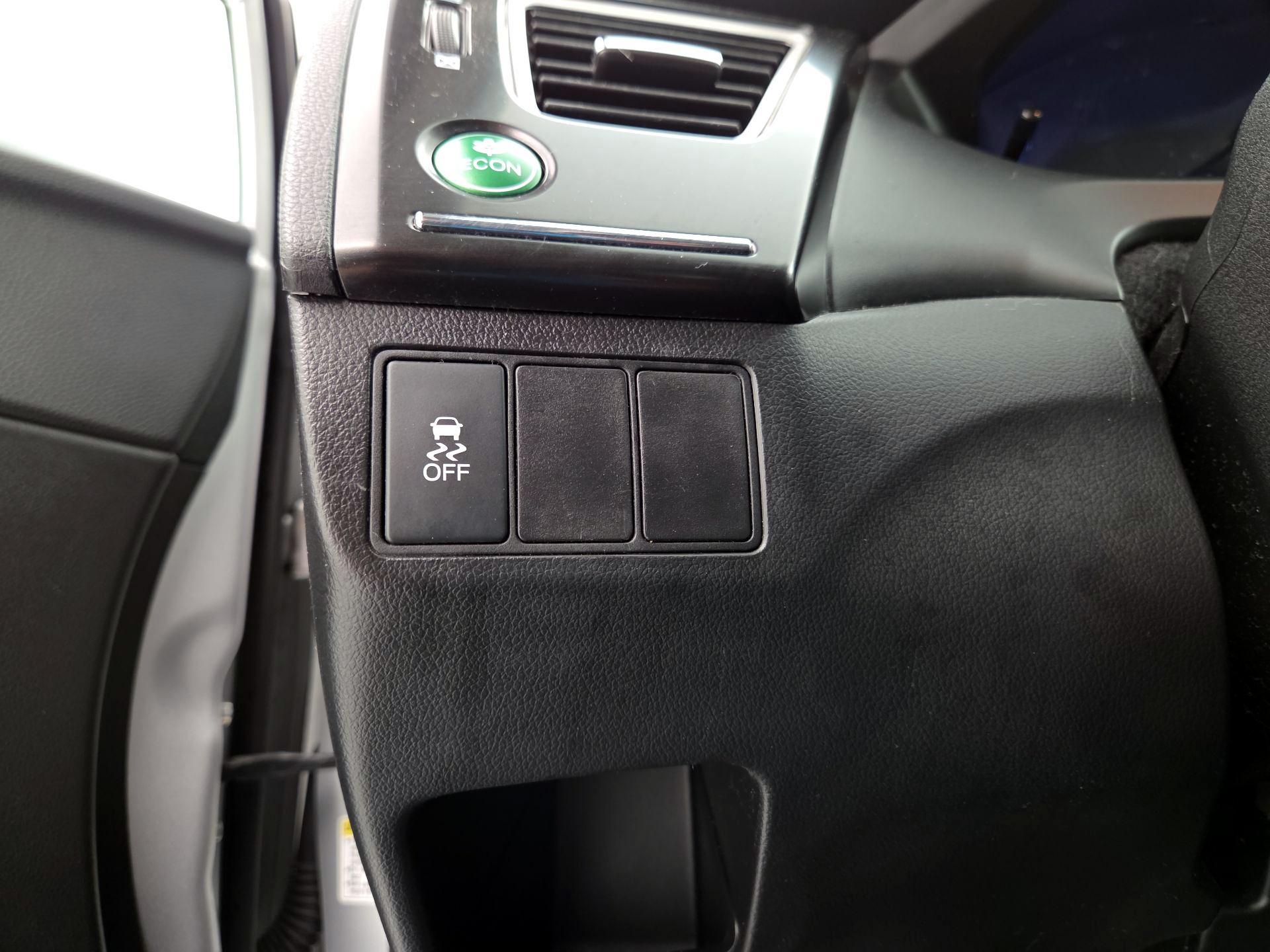 Thumbnail: 2015 Honda Civic - 13