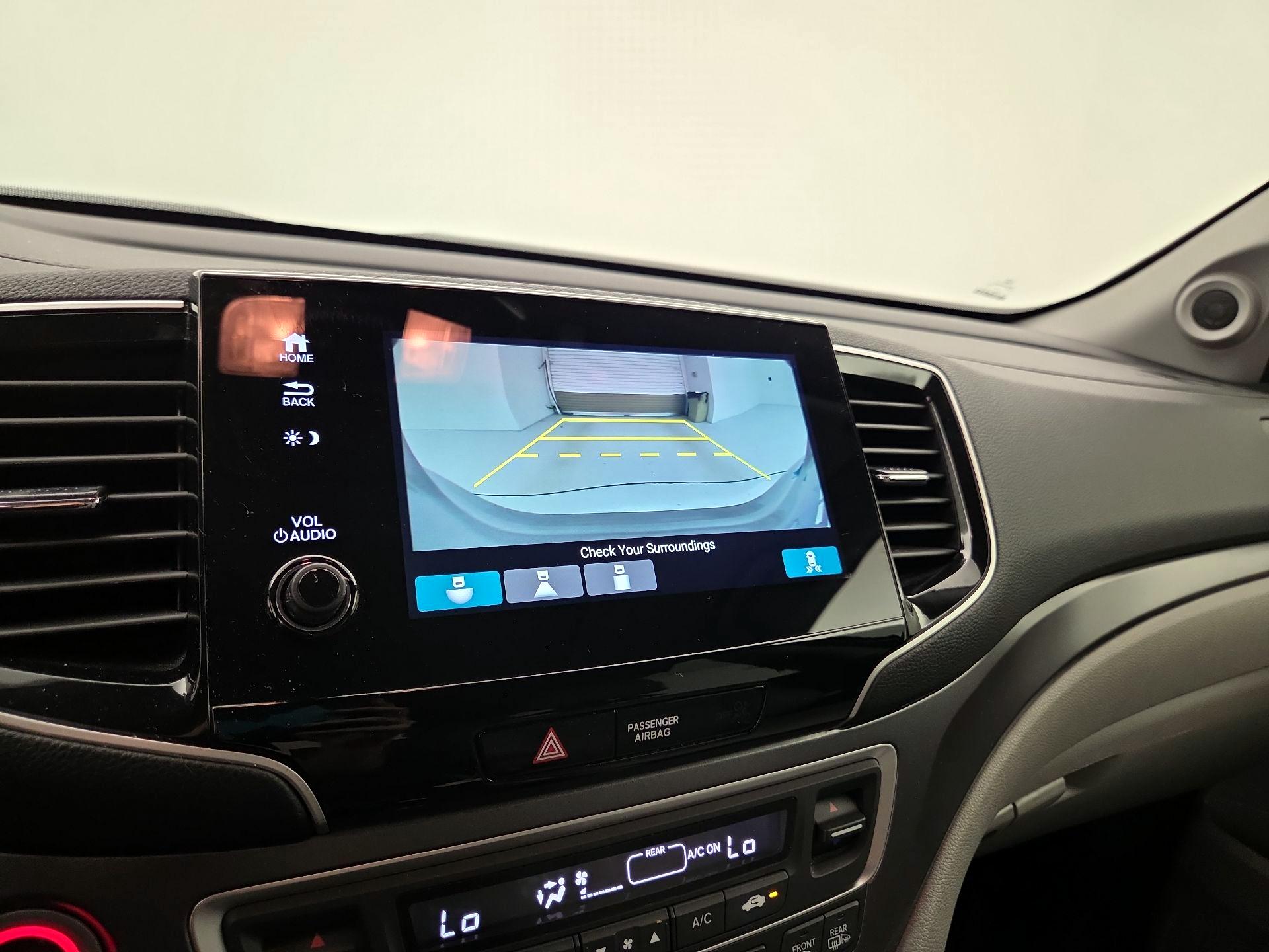 Thumbnail: 2020 Honda Pilot - 14