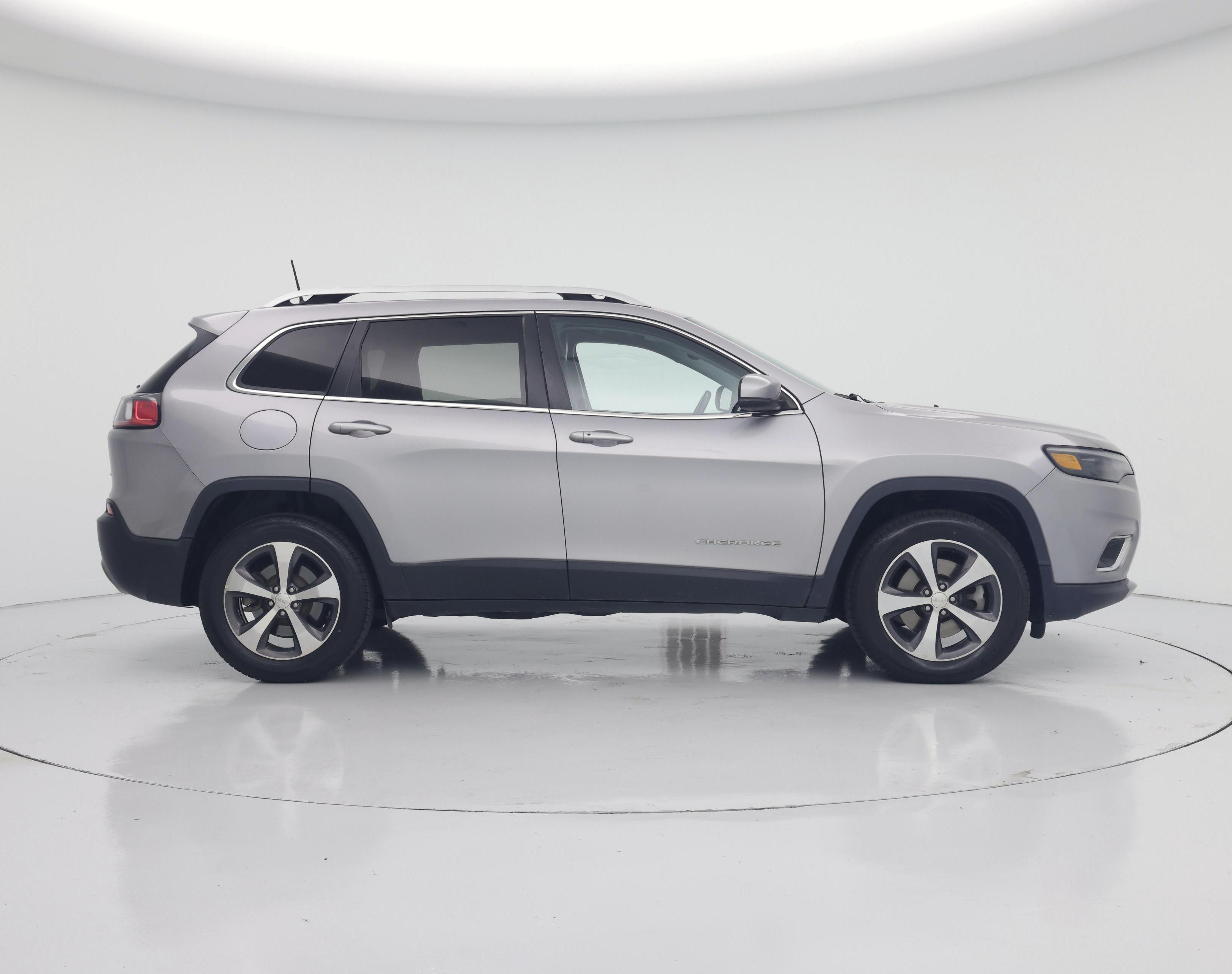 Thumbnail: 2019 Jeep Cherokee - 7
