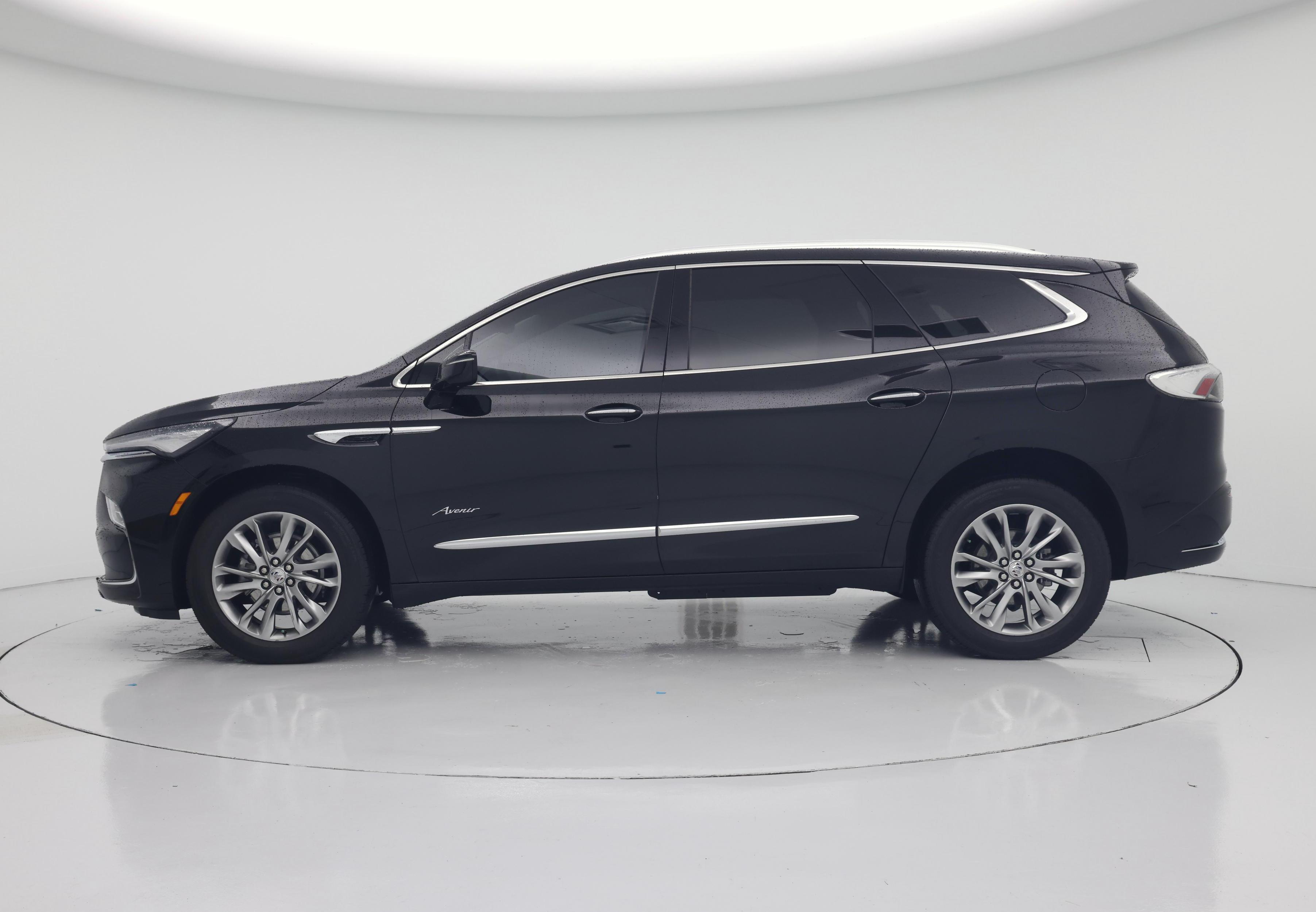 Thumbnail: 2023 Buick Enclave - 3