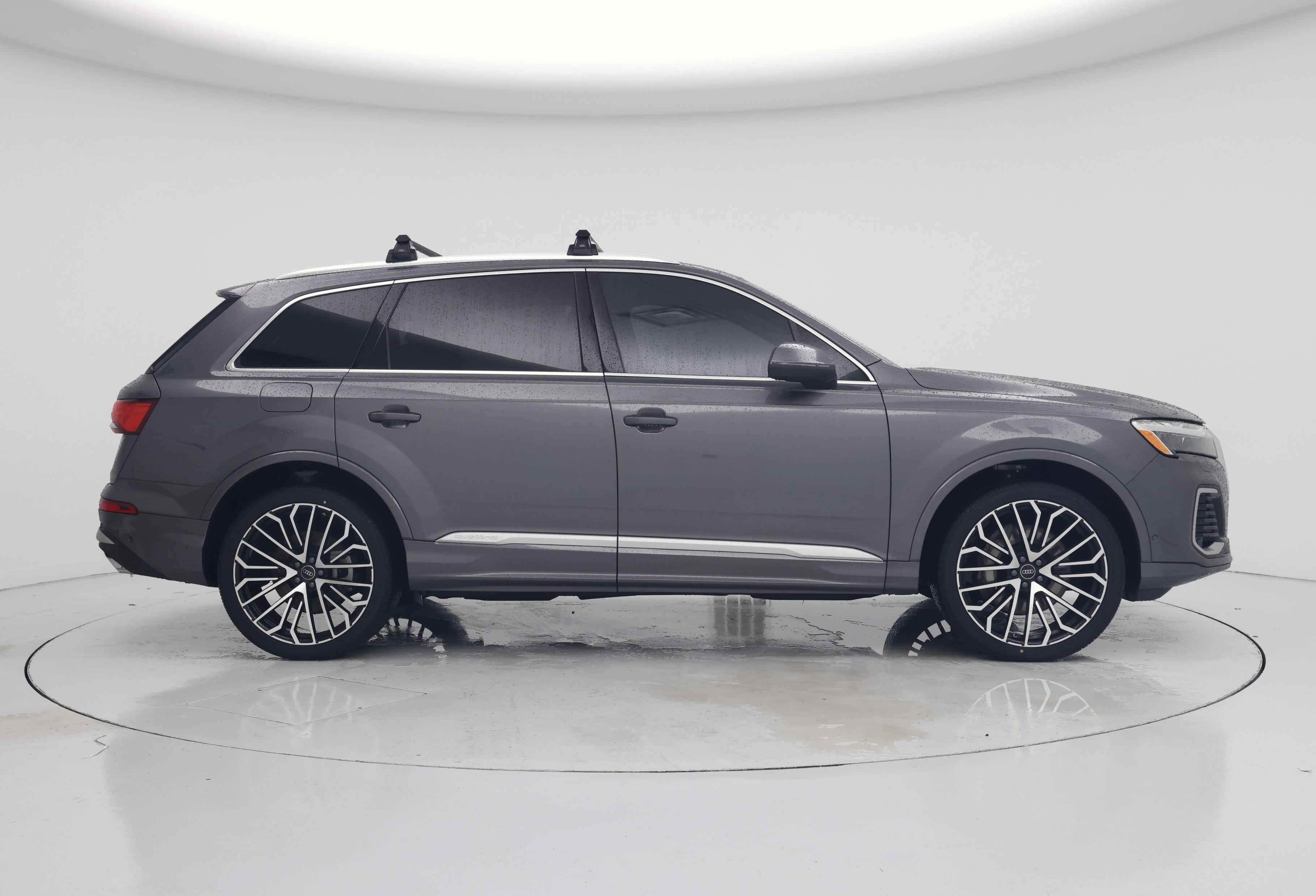 Thumbnail: 2025 Audi Q7 - 7