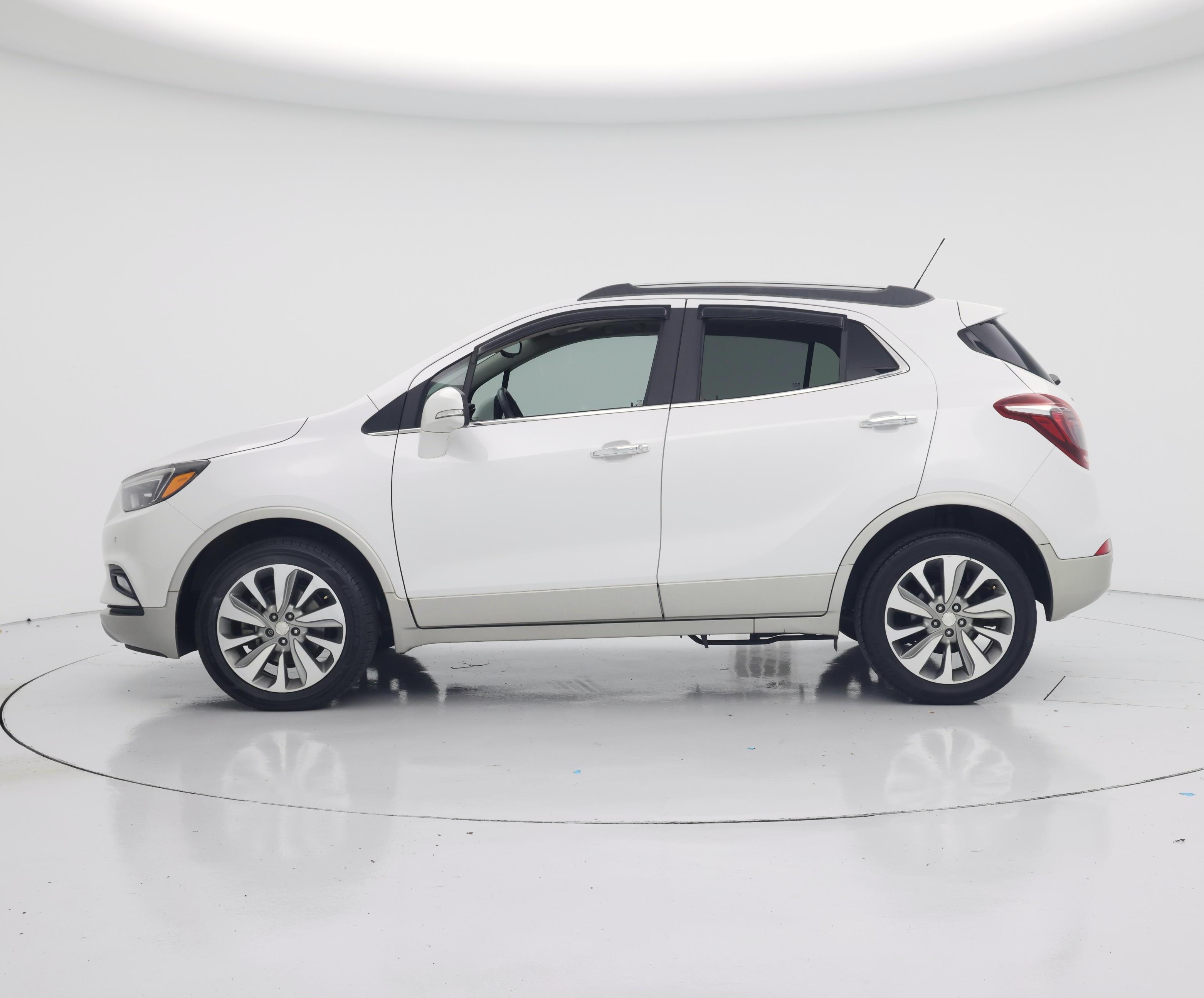 Thumbnail: 2017 Buick Encore - 3