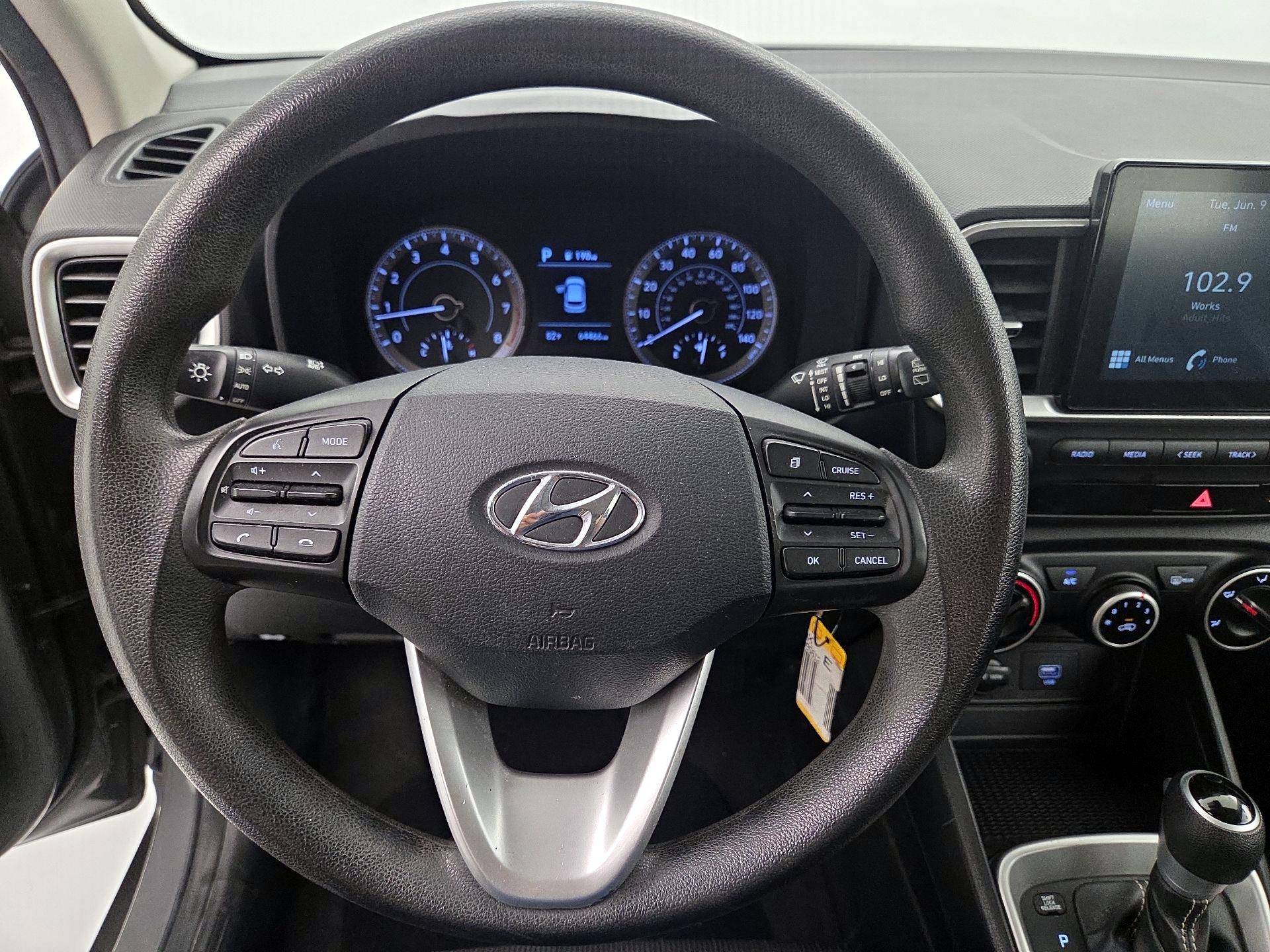 Thumbnail: 2021 Hyundai Venue - 10
