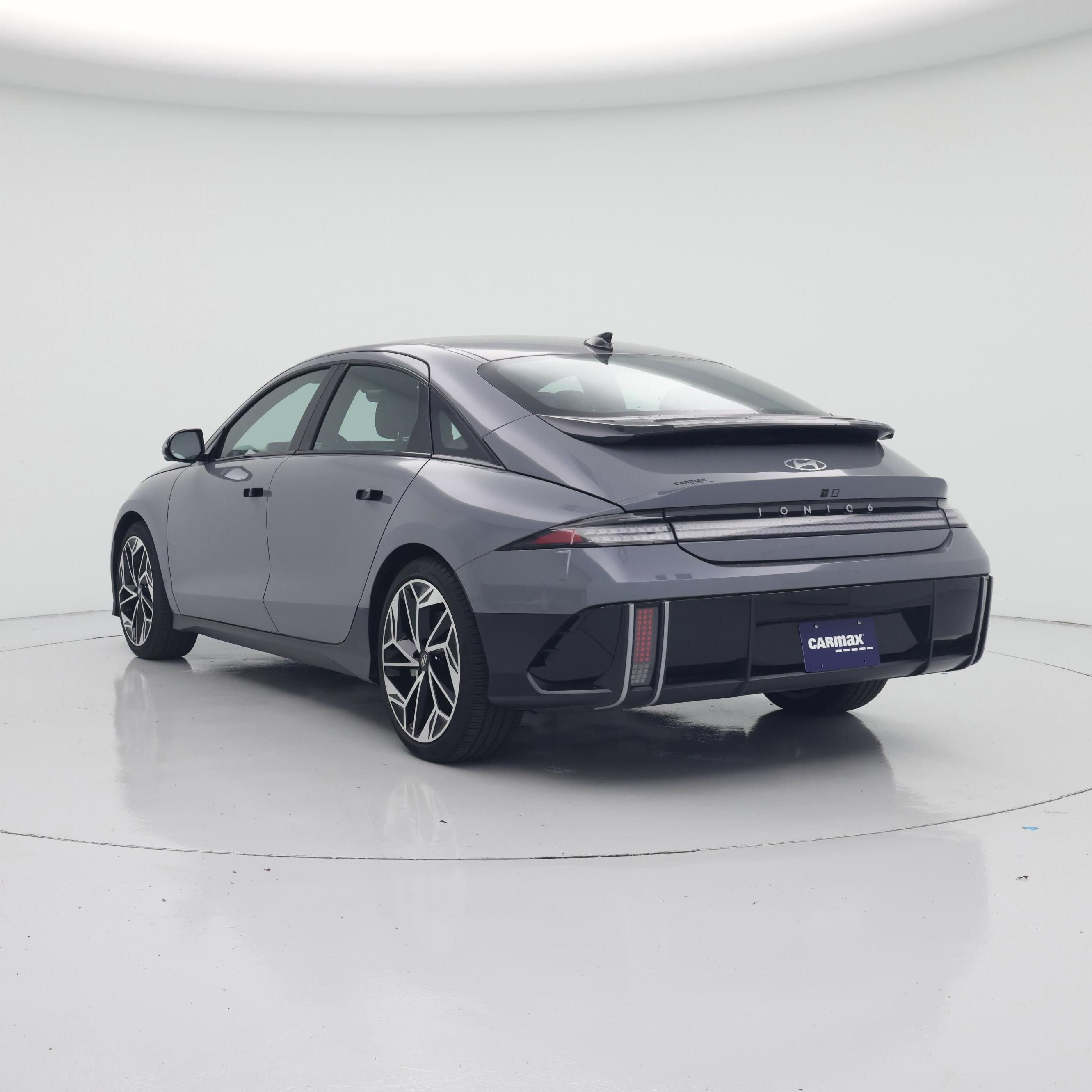 Thumbnail: 2023 Hyundai Ioniq 6 - 2
