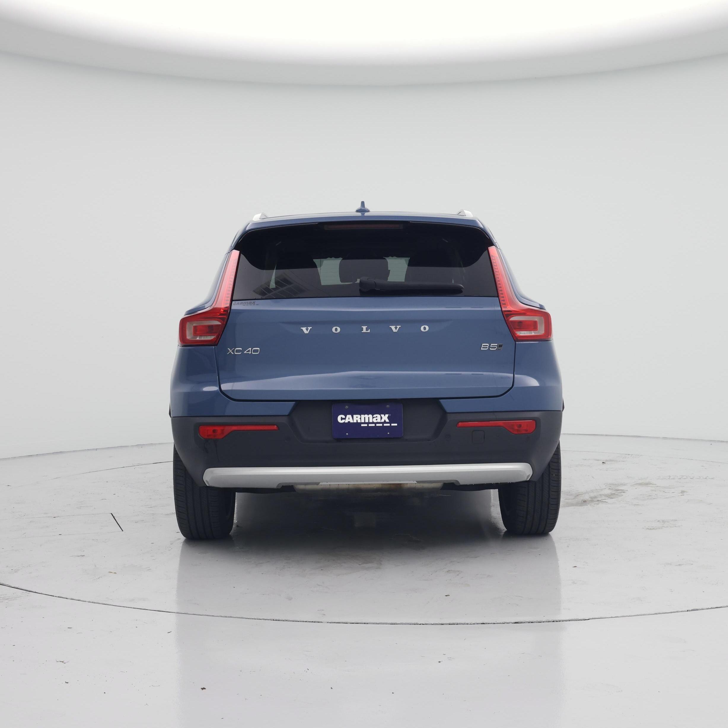 Thumbnail: 2023 Volvo XC40 - 6