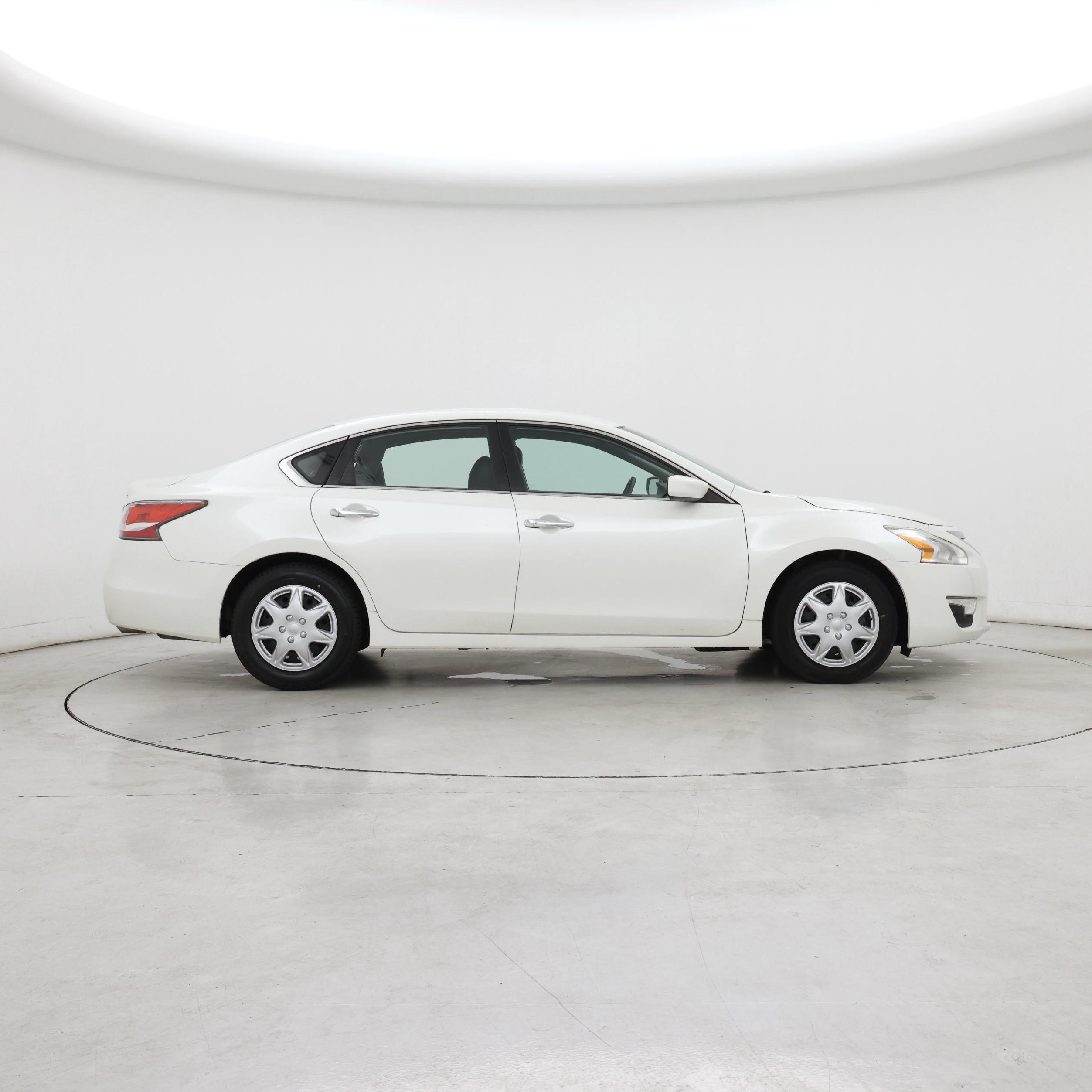 Thumbnail: 2014 Nissan Altima - 7